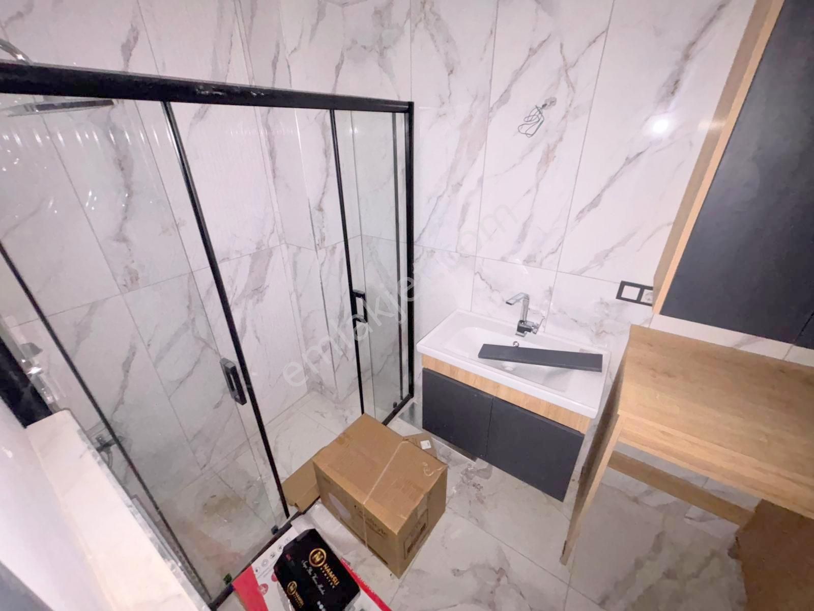 ▇kadıköy'de Ön Cephe Kat Ve Cephe Seçenekli Şık 1+1 Daireler - Görsel 13
