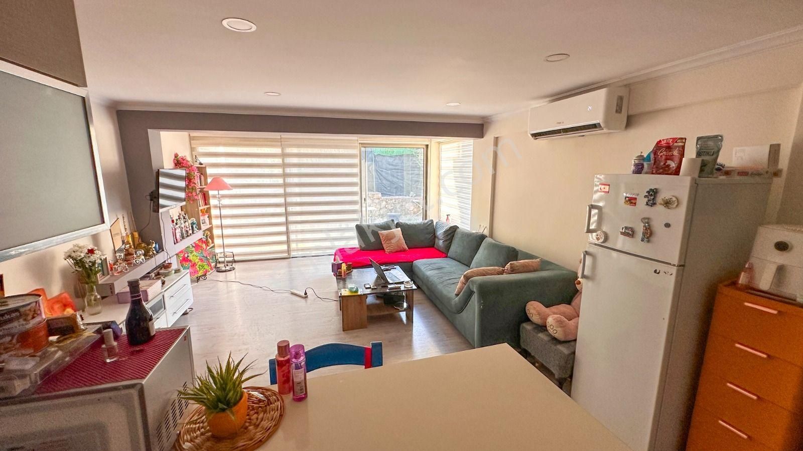 Kktc Girne Amerikan Üniversitesi Yanında Yüksek Kira Getirili Daire - Görsel 2