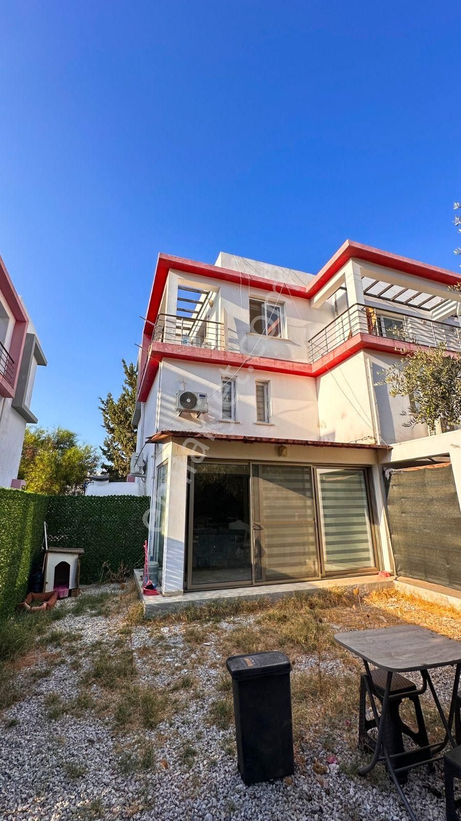 Kktc Girne Amerikan Üniversitesi Yanında Yüksek Kira Getirili Daire