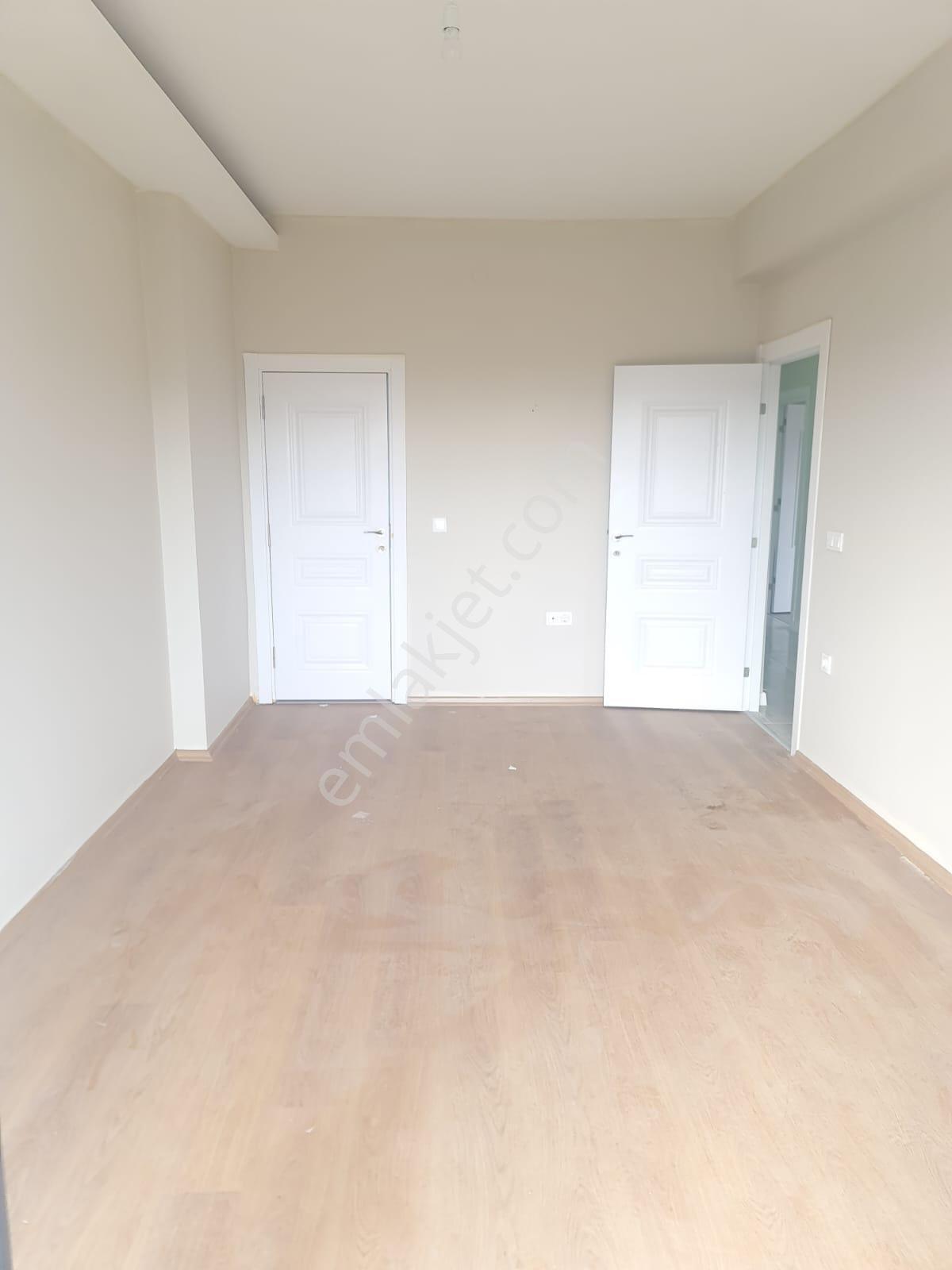 Le Max Gayrimenkulden Çerkezköy Tepe’de Ebeveyn Banyolu 2+1 Daire - Görsel 6