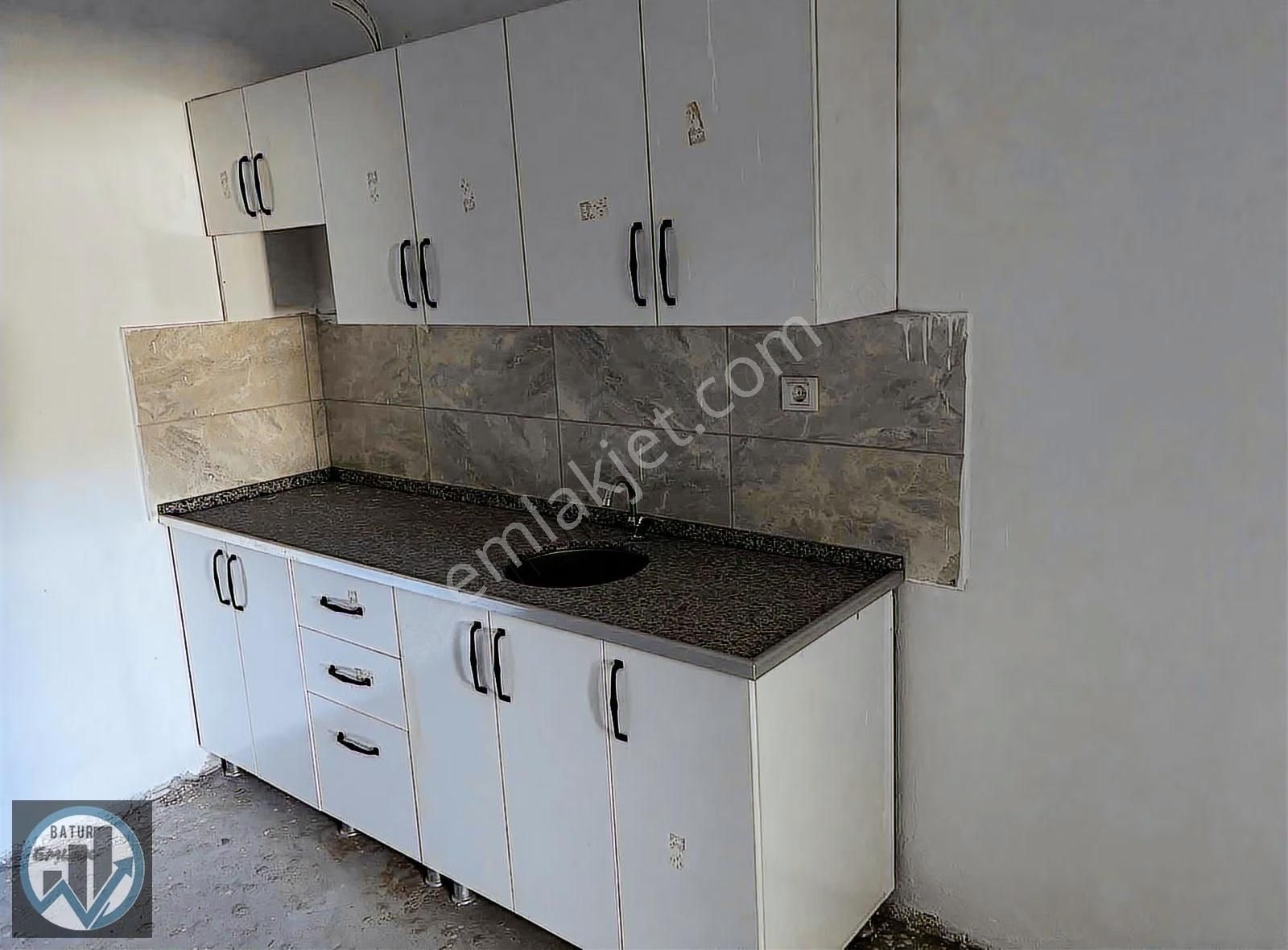 Batur Gayrimenkul'den Sanayi Sitesinde Satılık Sıfır Dükkan - Görsel 9