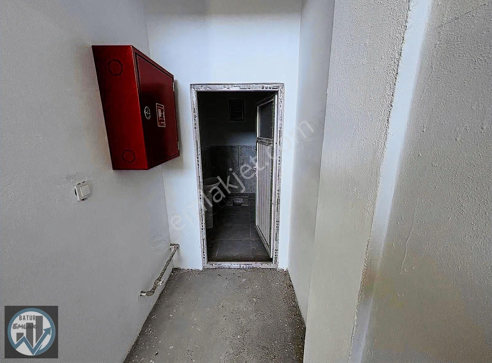 Batur Gayrimenkul'den Sanayi Sitesinde Satılık Sıfır Dükkan - Görsel 5