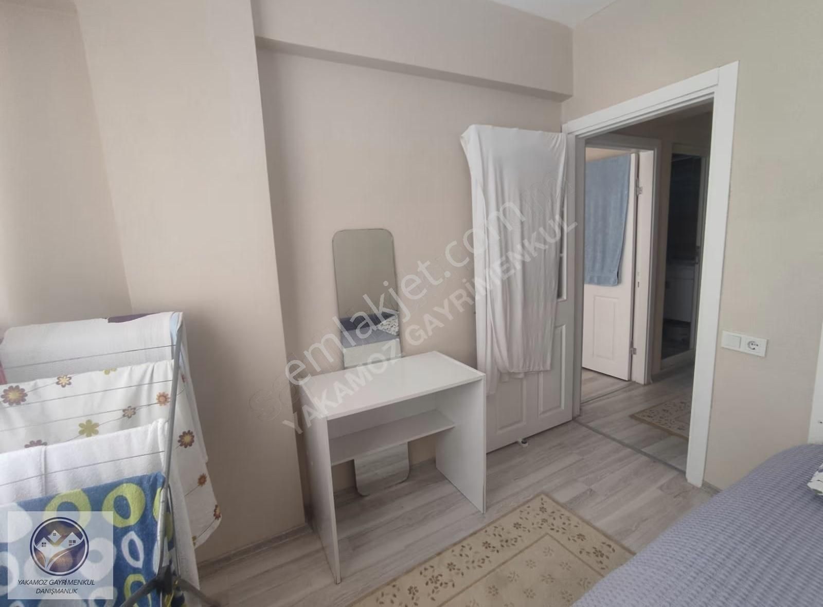 Yakamoz Emlak` Tan Kumlada Satılık 2+1 Havuzlu Eşyalı Daire - Görsel 2