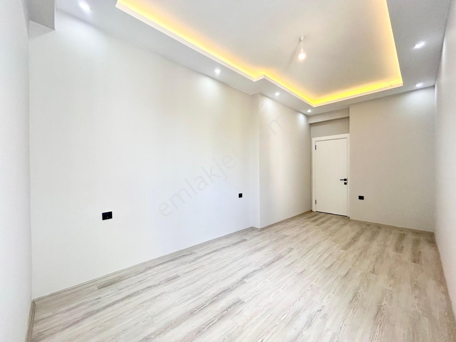 Yükselden Kadıköyde Ultra Lüks Ayrı Mutfak Arakat Geniş 2+1daire - Görsel 18