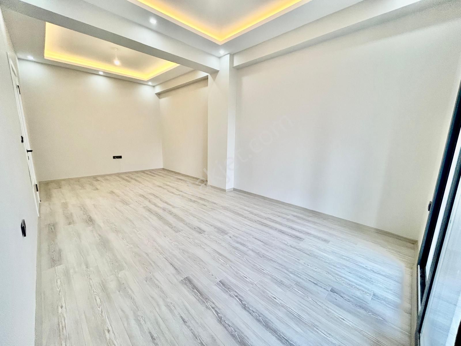Yükselden Kadıköyde Ultra Lüks Ayrı Mutfak Arakat Geniş 2+1daire - Görsel 26