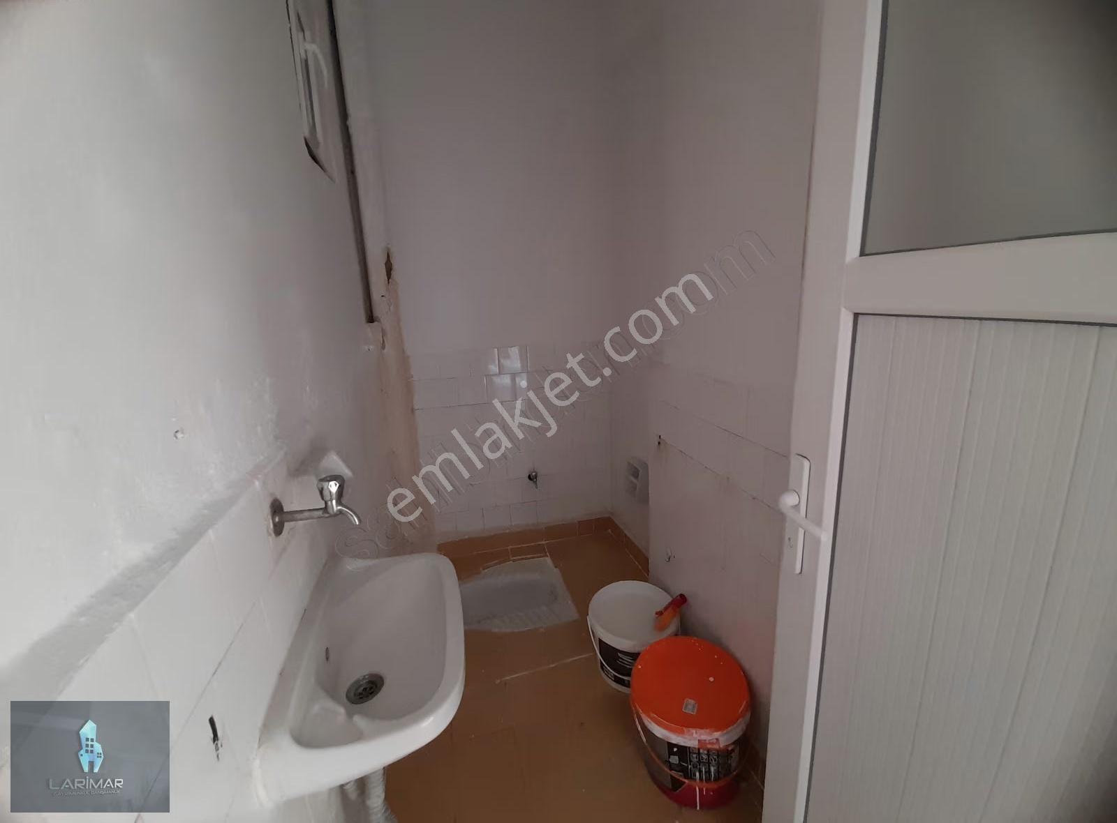 Larimar Gayrimenkulden Stadyumun Karsısında Satılık 2+1 Daire - Görsel 11