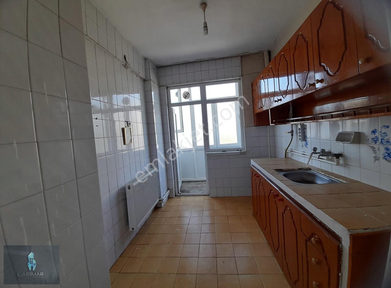 Larimar Gayrimenkulden Stadyumun Karsısında Satılık 2+1 Daire - Görsel 16