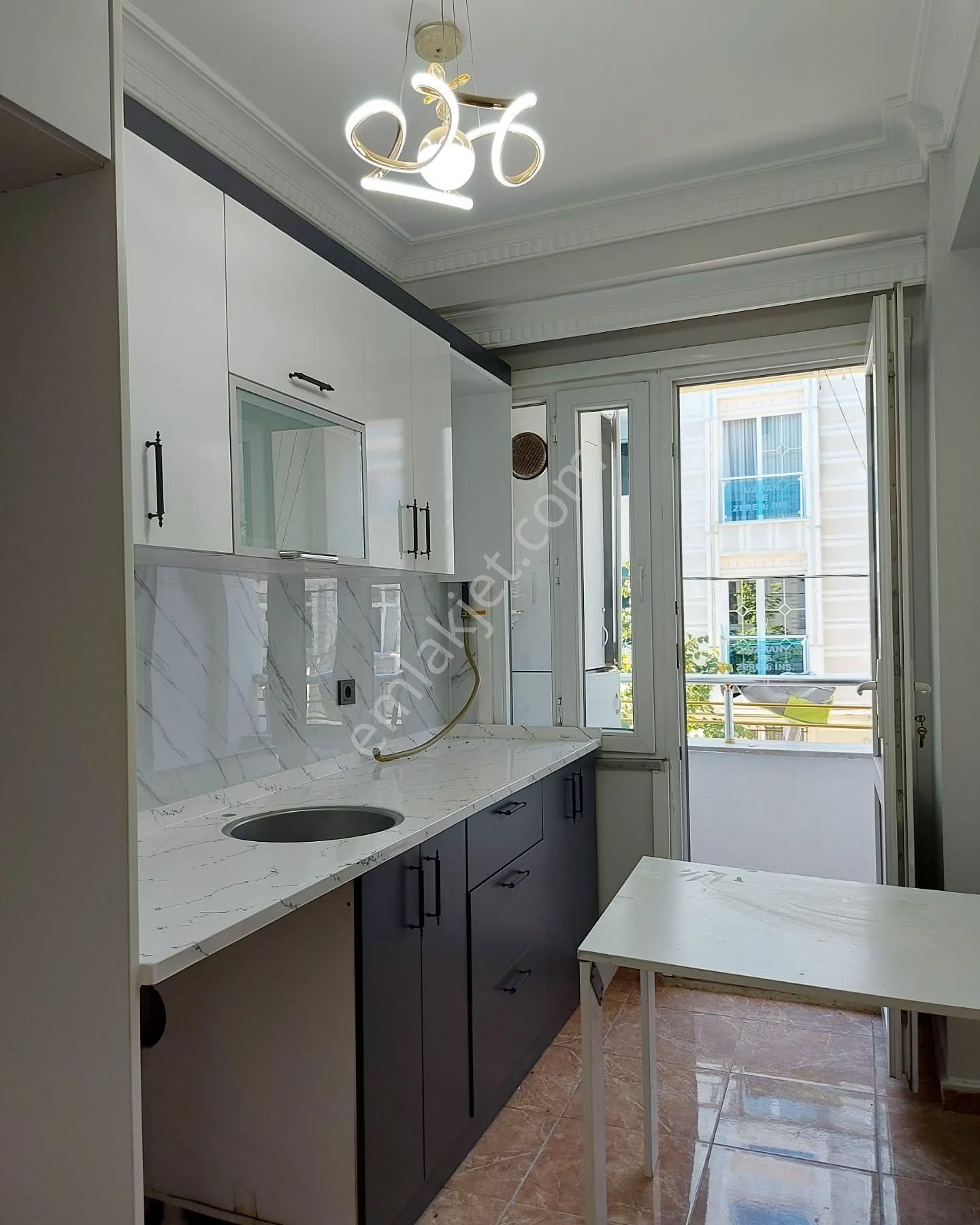 Alyans Life İnşaat'tan Metrobüse Yakın Daire - Görsel 4