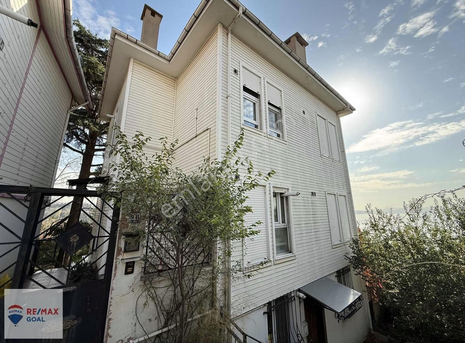 Beykoz 'da Panaromik Boğaz Manzaralı Satılık İki Müstakil Köşk - Görsel 9