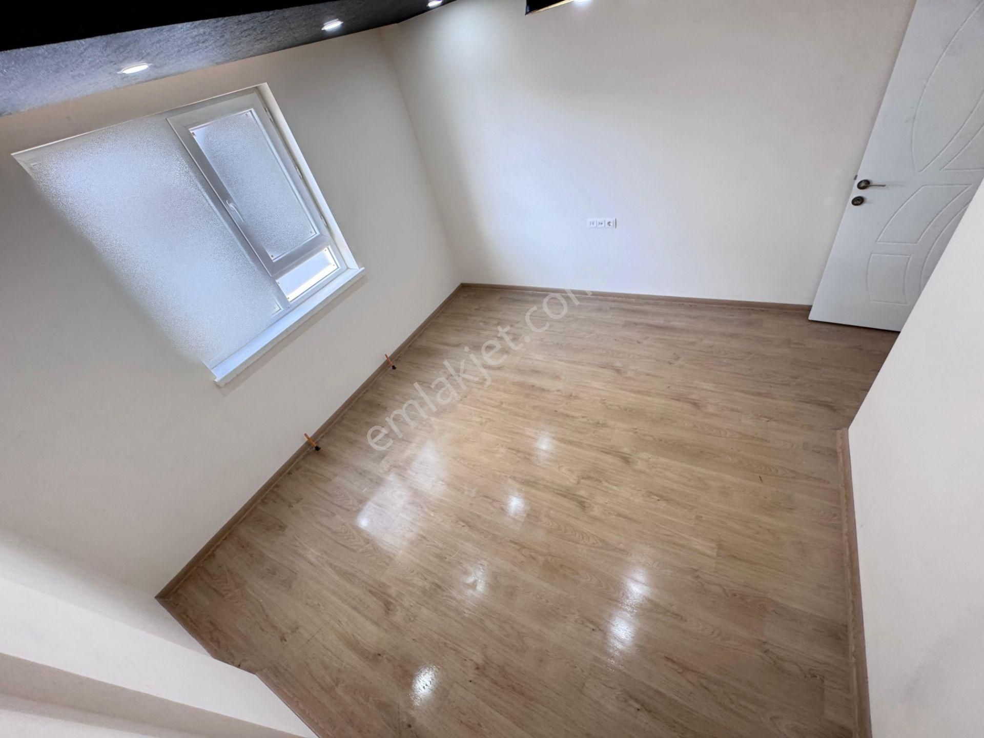 Yenikent M.kemalde Cadde Üstü Lüx Yapıda Haftanın Fırsat Dairesi - Görsel 23