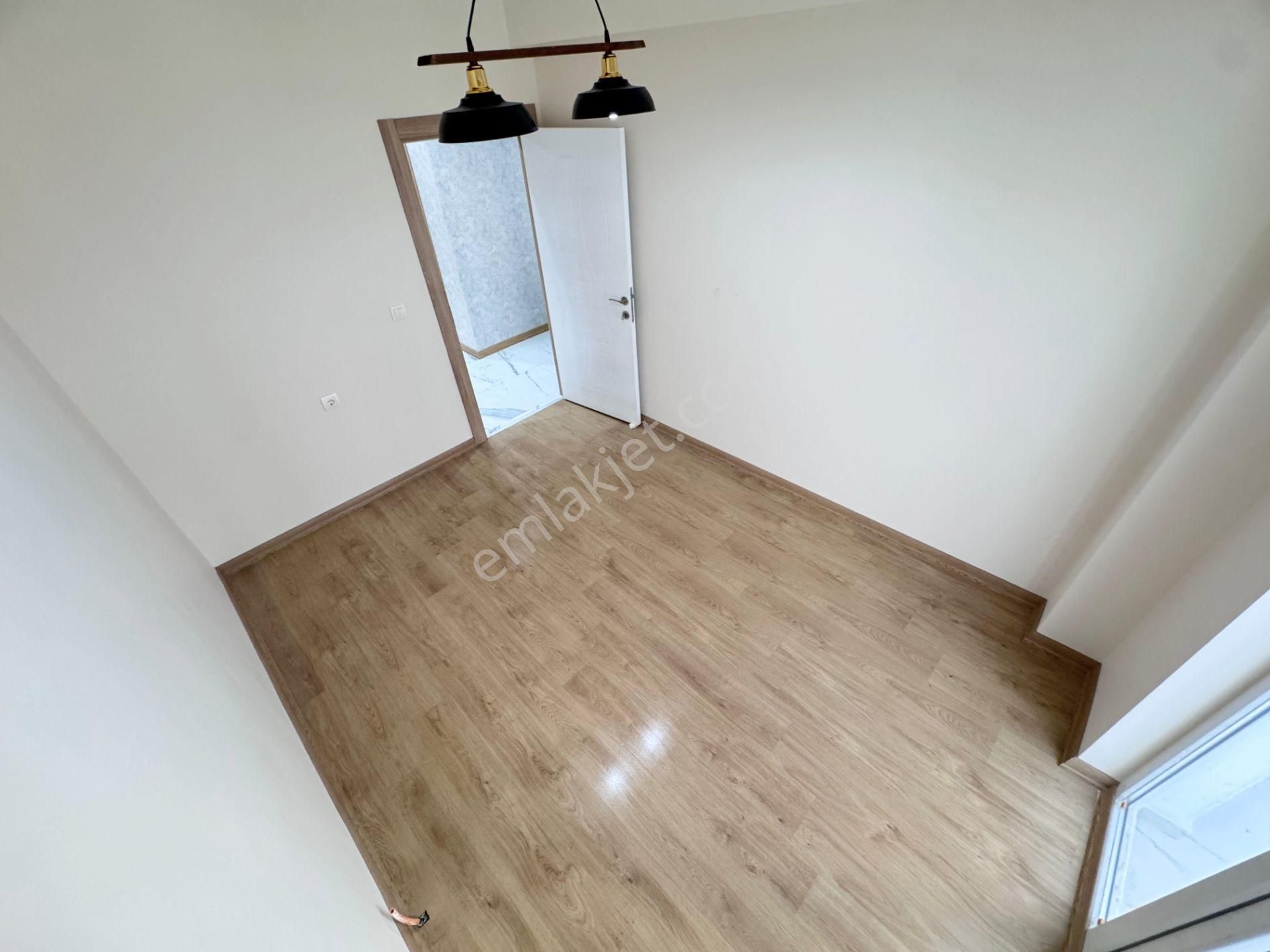 Yenikent M.kemalde Cadde Üstü Lüx Yapıda Haftanın Fırsat Dairesi - Görsel 17