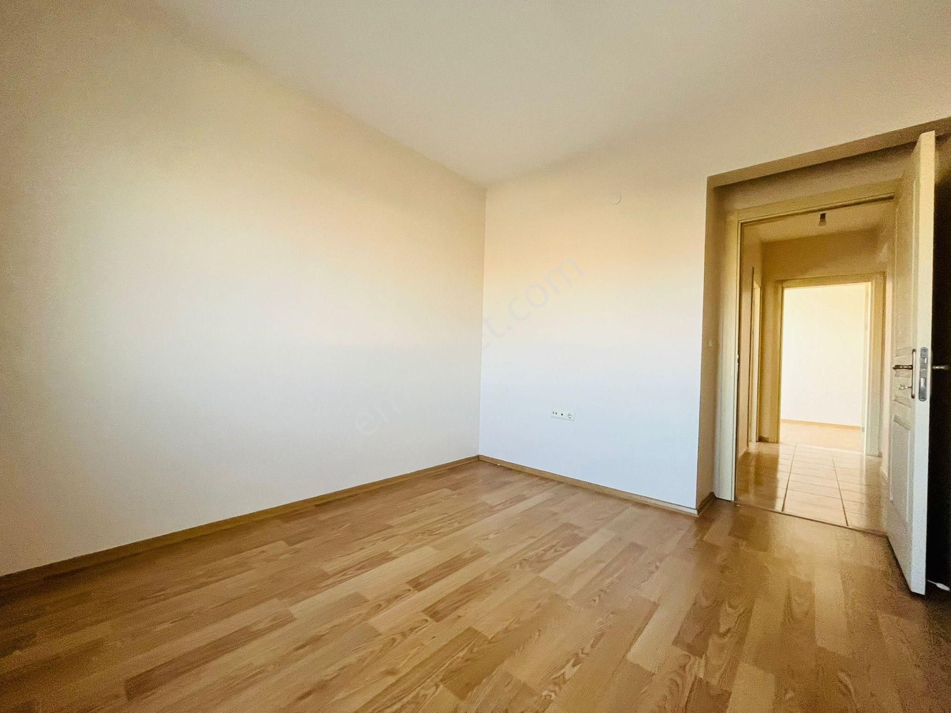 Toki Site İçerisinde Asansörlü Katta 3+1 Kiralık Daire !!! - Görsel 11