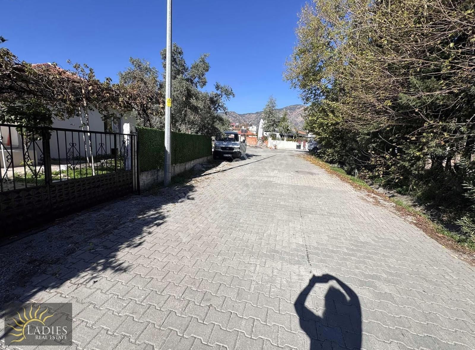 Koycegız'de 318 M2 Arsa Icınde Satılık Mustakıl Ev - Görsel 27