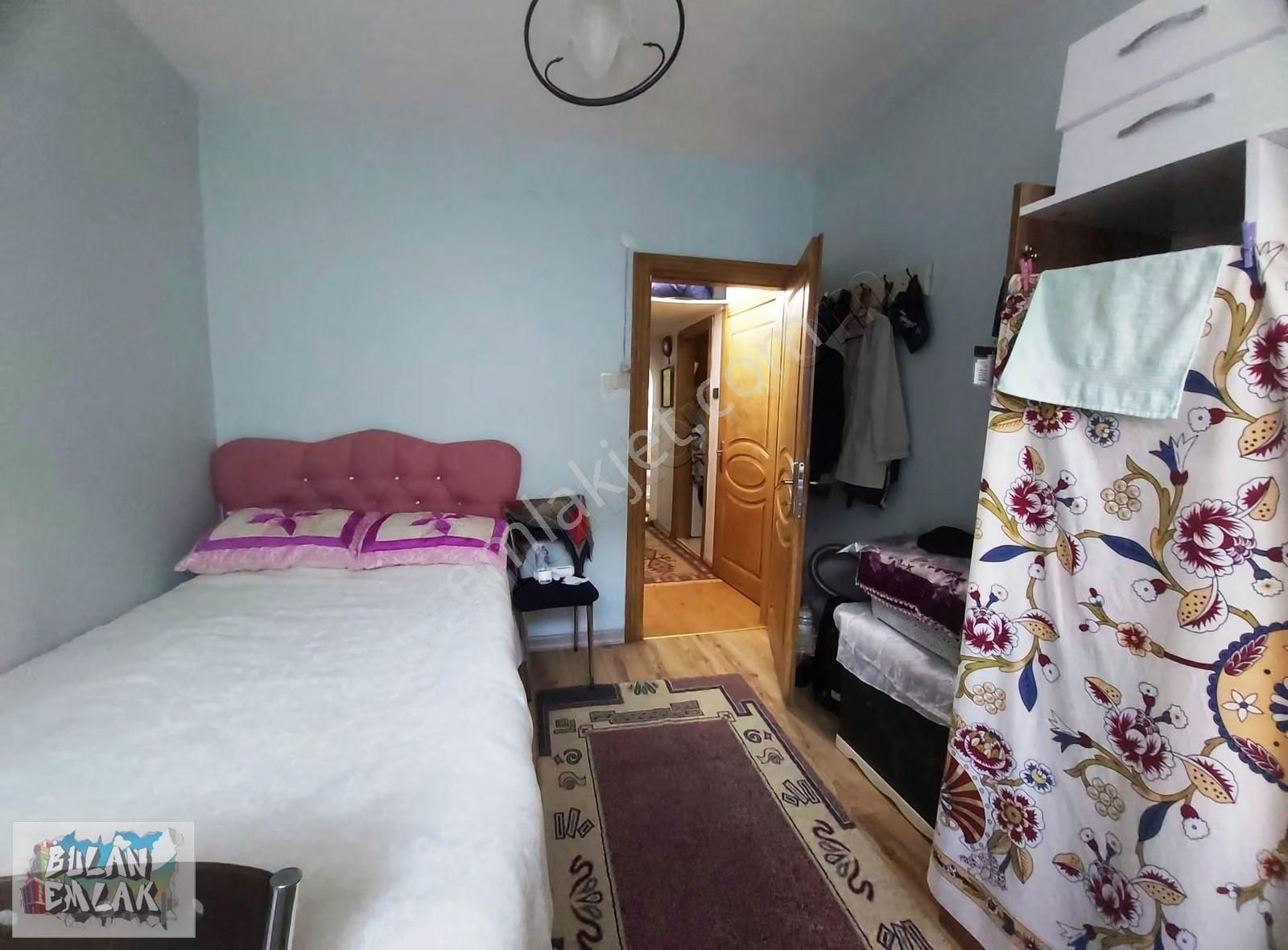 Bulan'dan Ortaköy Merkezde Temiz Çift Cepheli Balkonlu 2+1 Daire - Görsel 4