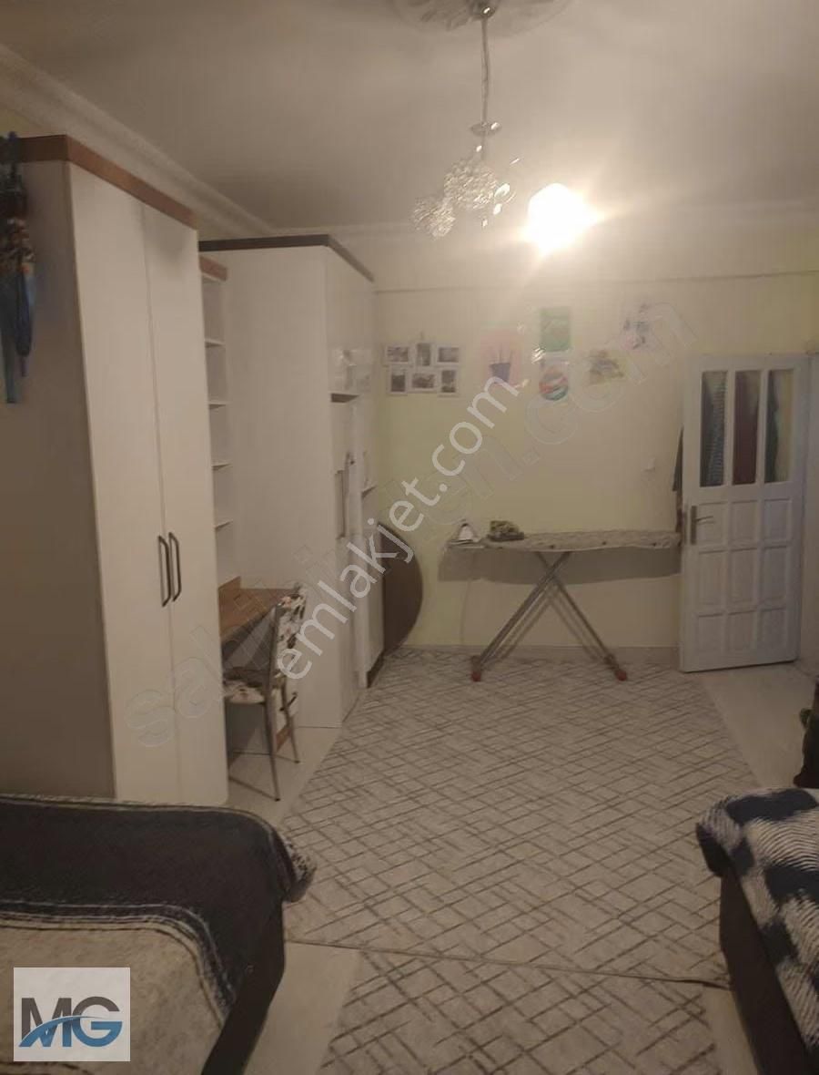 Sanayi Mah.sinde Ara Kat Garajlı 120 M2 2+1 - Görsel 3