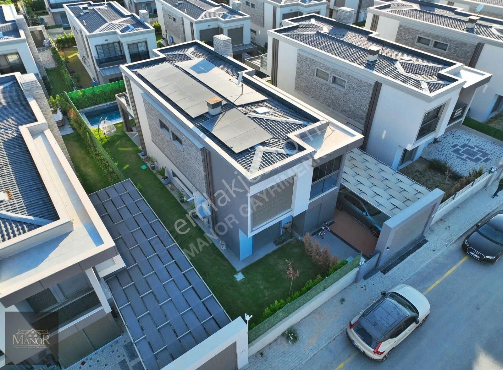 Kuşadası Kadınlar Denizinde 4+1 Muhteşem Özel Havuz Lüks Villa - Görsel 20