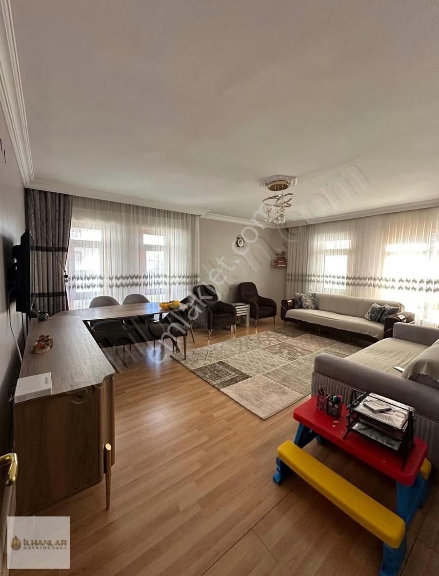 Avvalı Mah.metro Ring Yakını Sitede Ara Katta 3+1 Satılık Daire - Görsel 33
