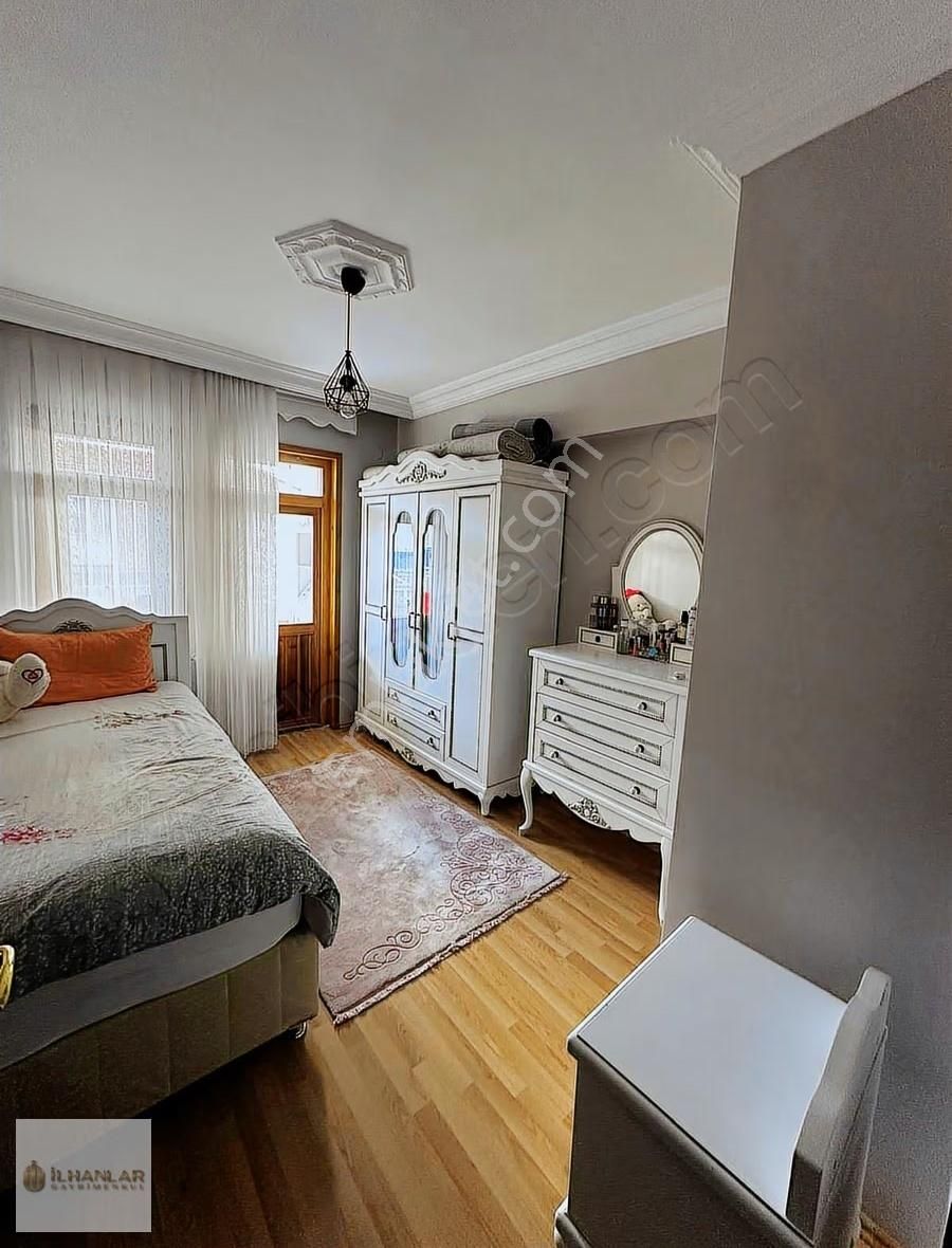 Avvalı Mah.metro Ring Yakını Sitede Ara Katta 3+1 Satılık Daire - Görsel 28