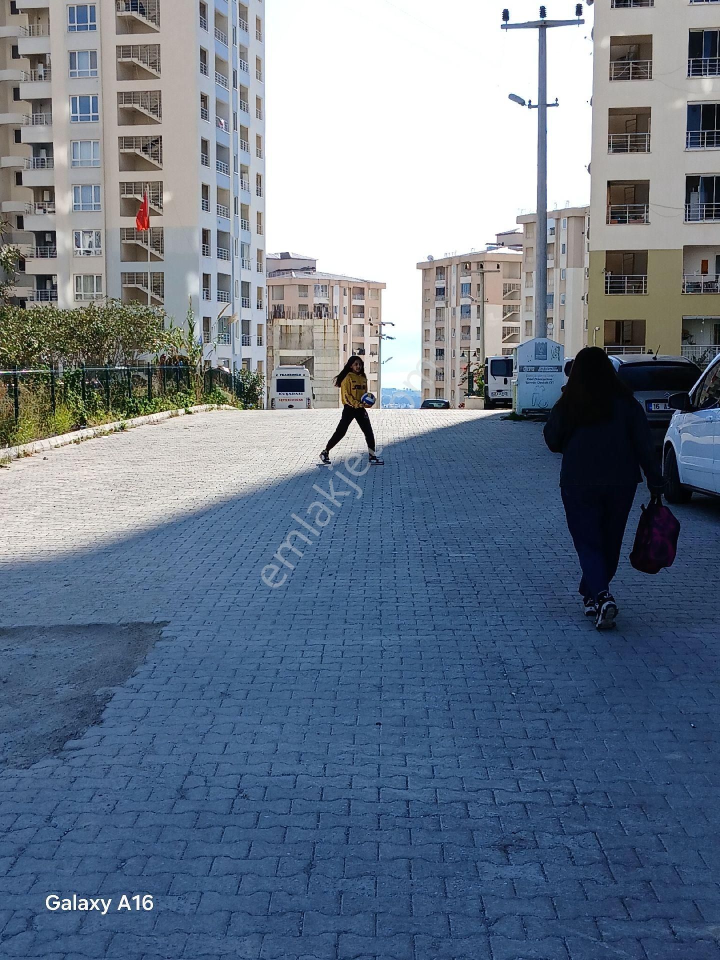 Araç Ve Daire Takasına Açık Sahile Yakın, 2+1 Deniz Manzaralı Daire Kuşadası - Görsel 2