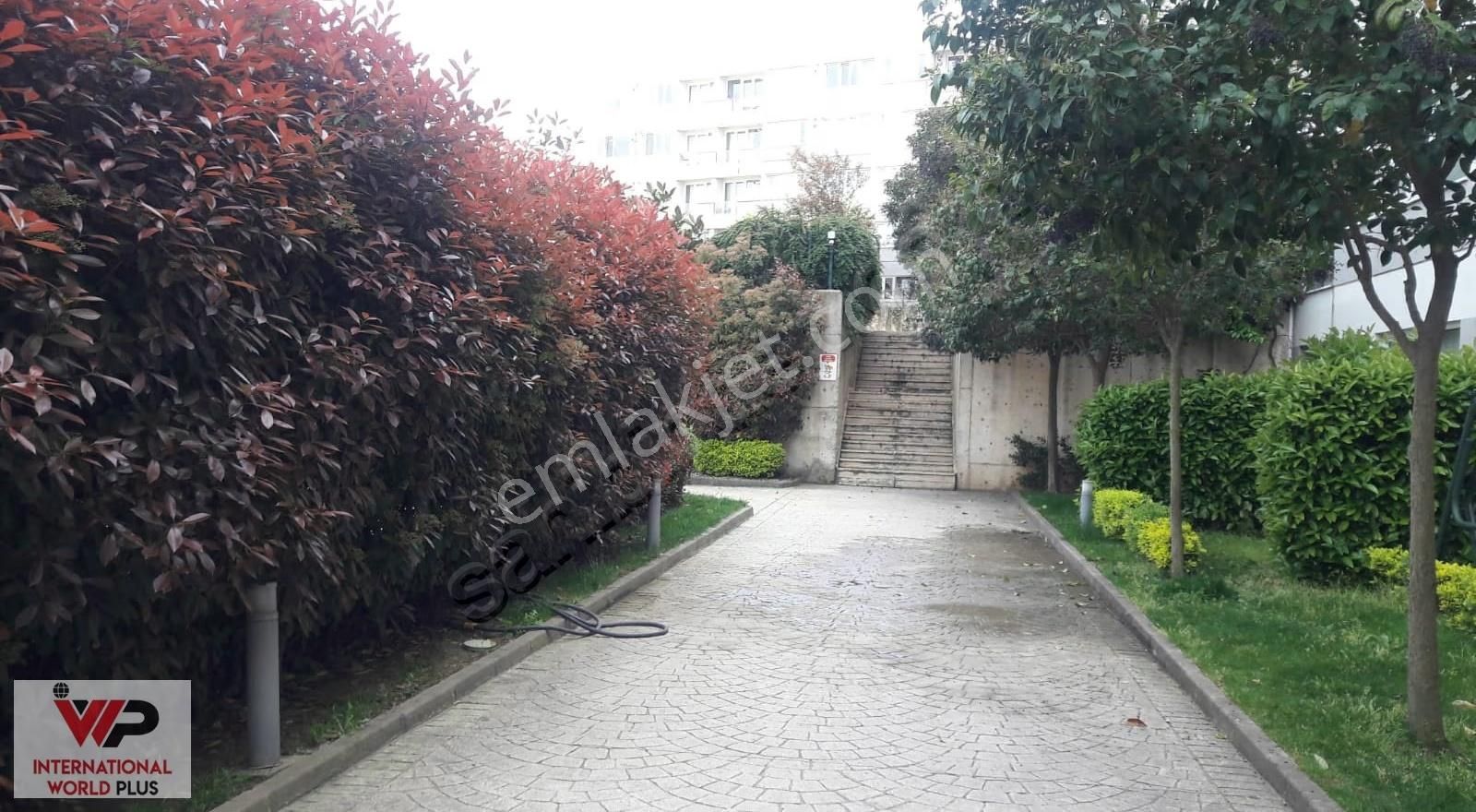 Dumankaya Botanik Sitesinde Havuz Cephe 1+0 Satılık - Görsel 14