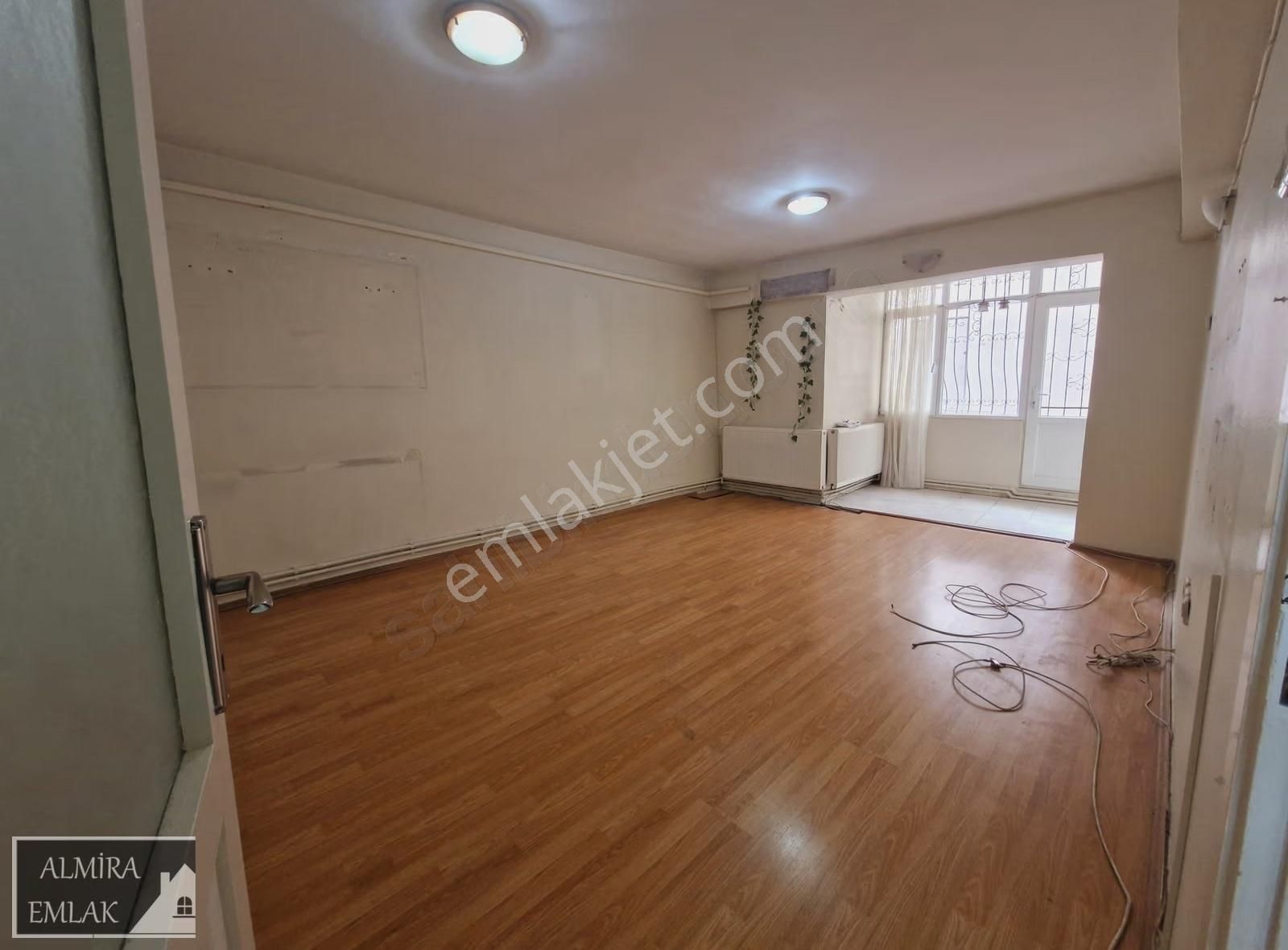 Hatay Pazar Yerin Yakını 2+1 90m2 Yüksek Giriş Müstakil Bahçeli - Görsel 23