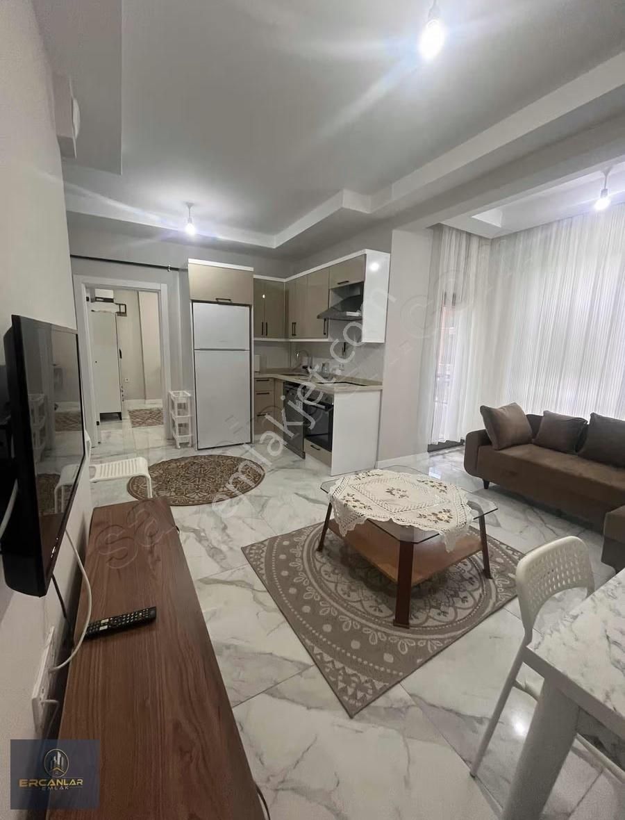 Ercanlar Emlaktan Sıfır Binada Kıralık Eşyalı Harika 1+1 Daire - Görsel 11