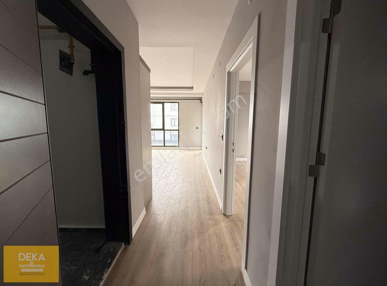 Deka Gayrimenkul'den Tramvaya Cephe Geniş Lüks 1+1 - Görsel 12