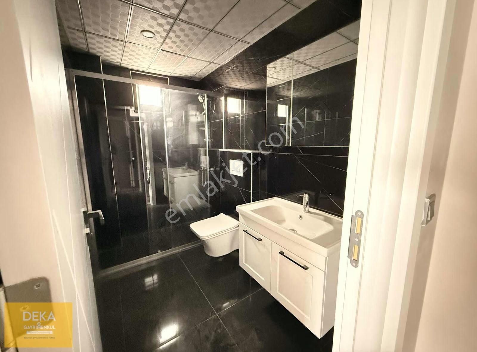Deka Gayrimenkul'den Tramvaya Cephe Geniş Lüks 1+1 - Görsel 25