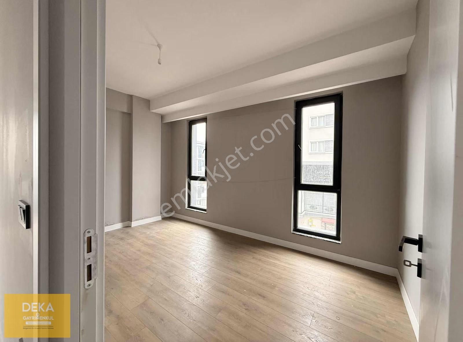 Deka Gayrimenkul'den Tramvaya Cephe Geniş Lüks 1+1 - Görsel 11