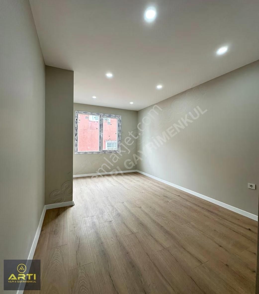 Beylikdüzün De Metrobüse Yakın Sıfır 2+1 Satılık Daire - Görsel 3