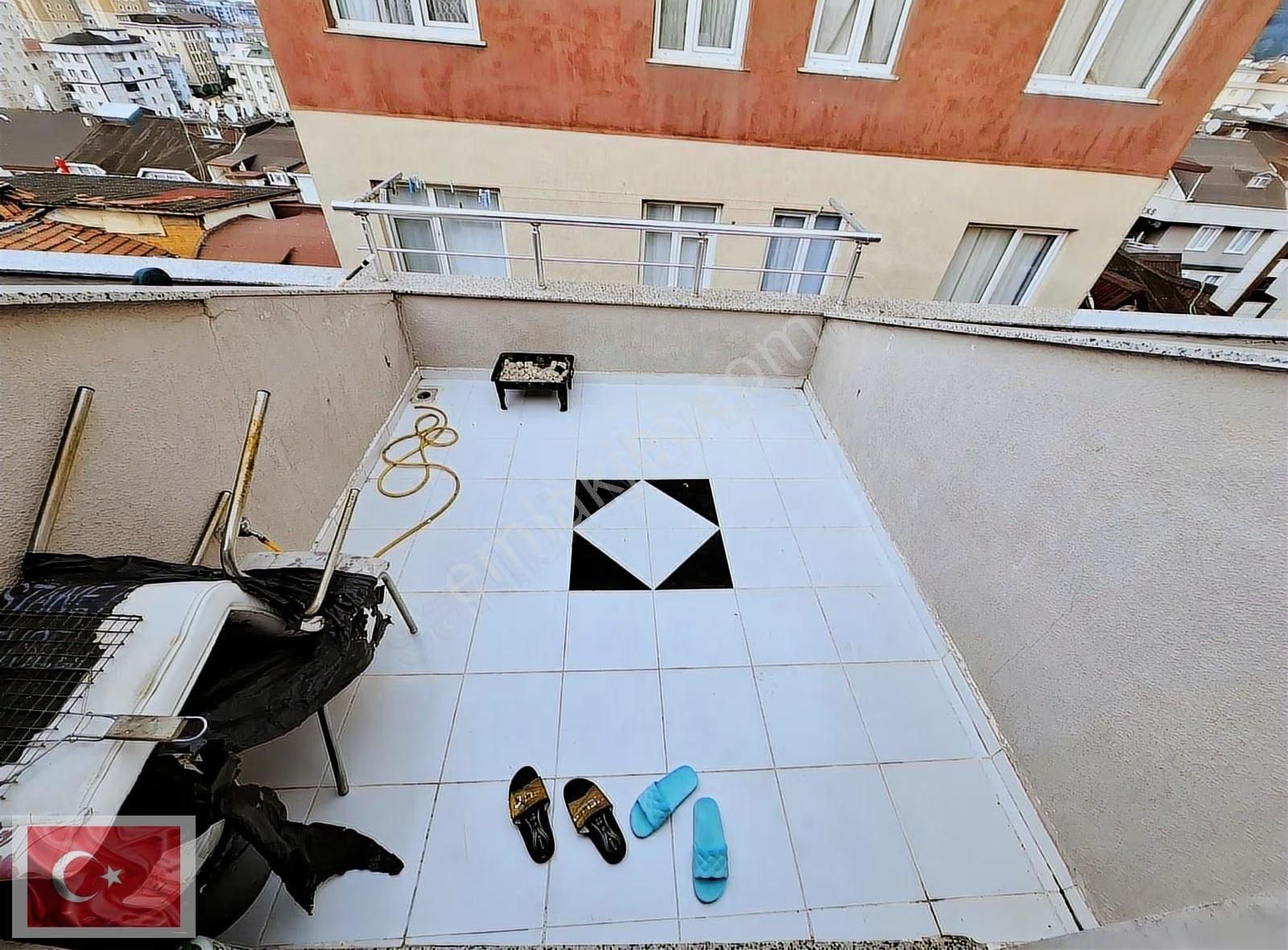 Tülin Caddesi Üzerinde 3+2 Deniz Manzaralı Teraslı Tavanı Yüksek - Görsel 4