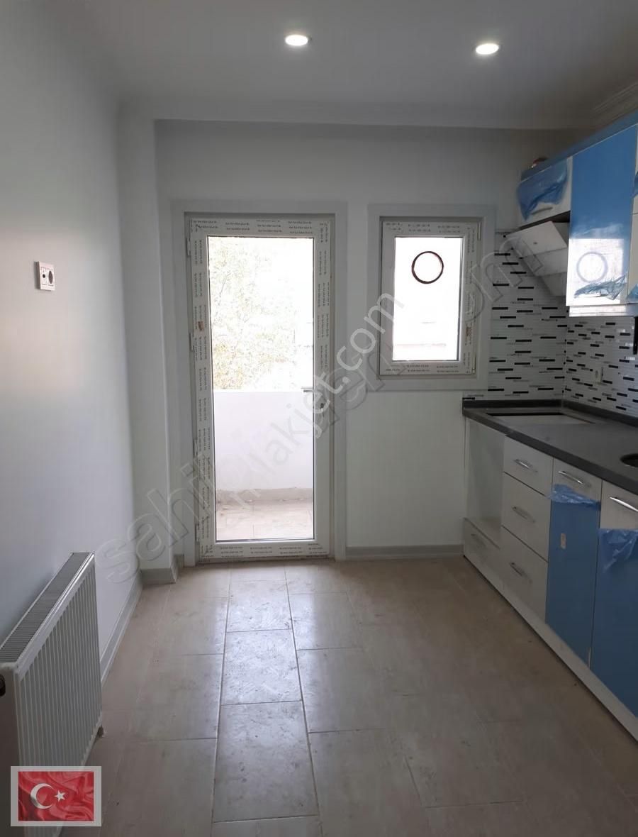 Havacılar'da 3+1 Köşe Binada Cadde Üstü Balkonlu Ara Kat Daire - Görsel 10