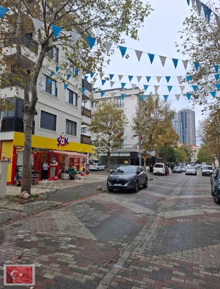 Havacılar'da 3+1 Köşe Binada Cadde Üstü Balkonlu Ara Kat Daire - Görsel 4