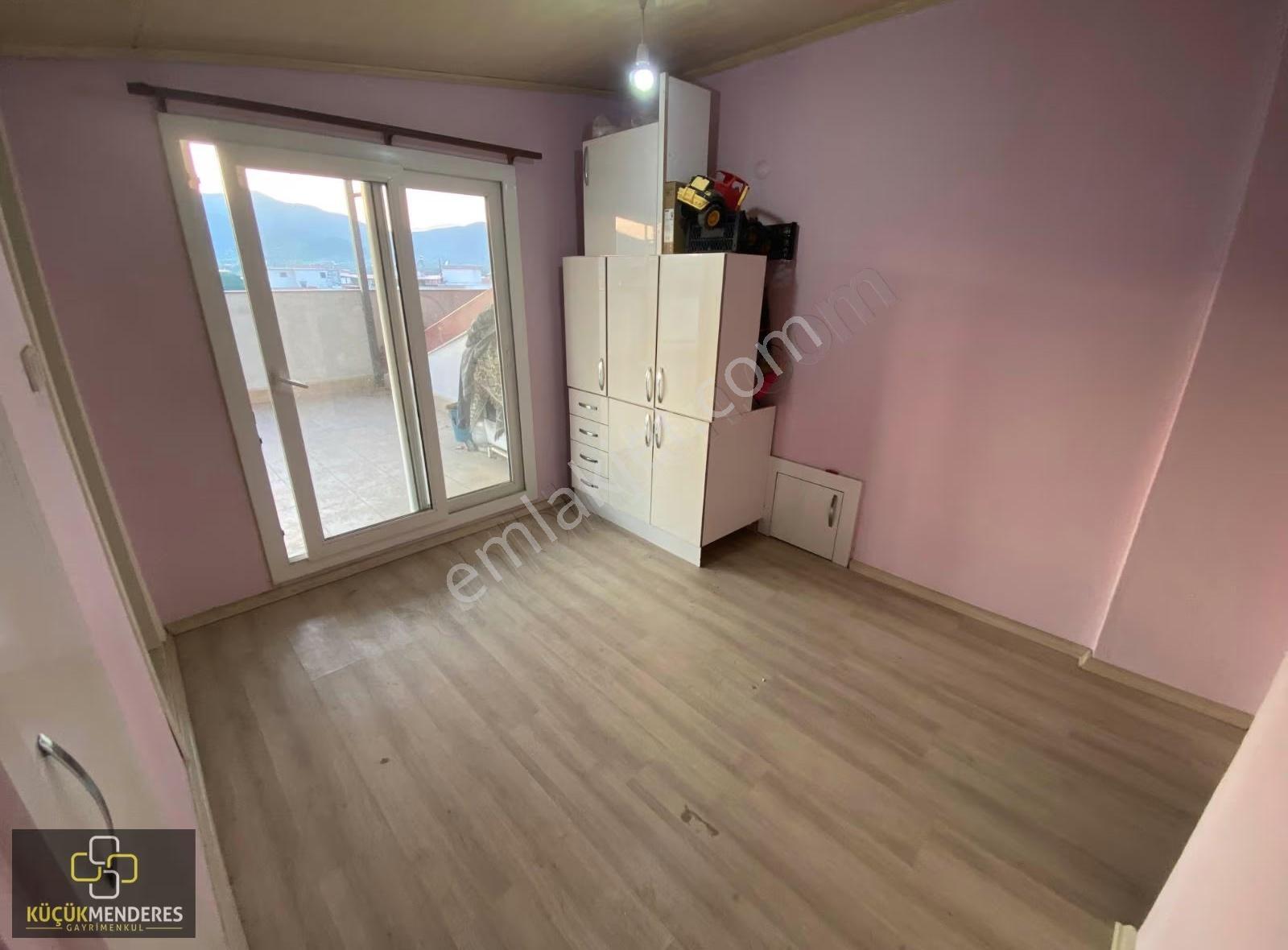 Küçük Menderes'ten Kiraz İstiklal Mh Geniş Dubleks Satılık Daire - Görsel 8