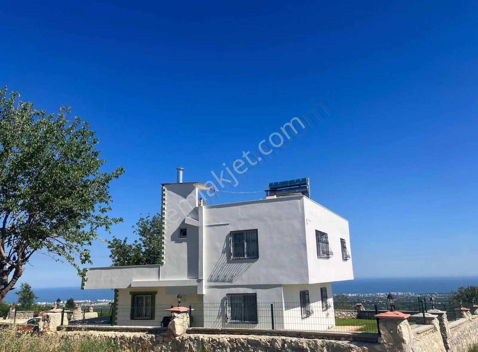 Onur'dan Erdemli İlemin'de Arsa İçerisinde Satılık Villa - Görsel 14