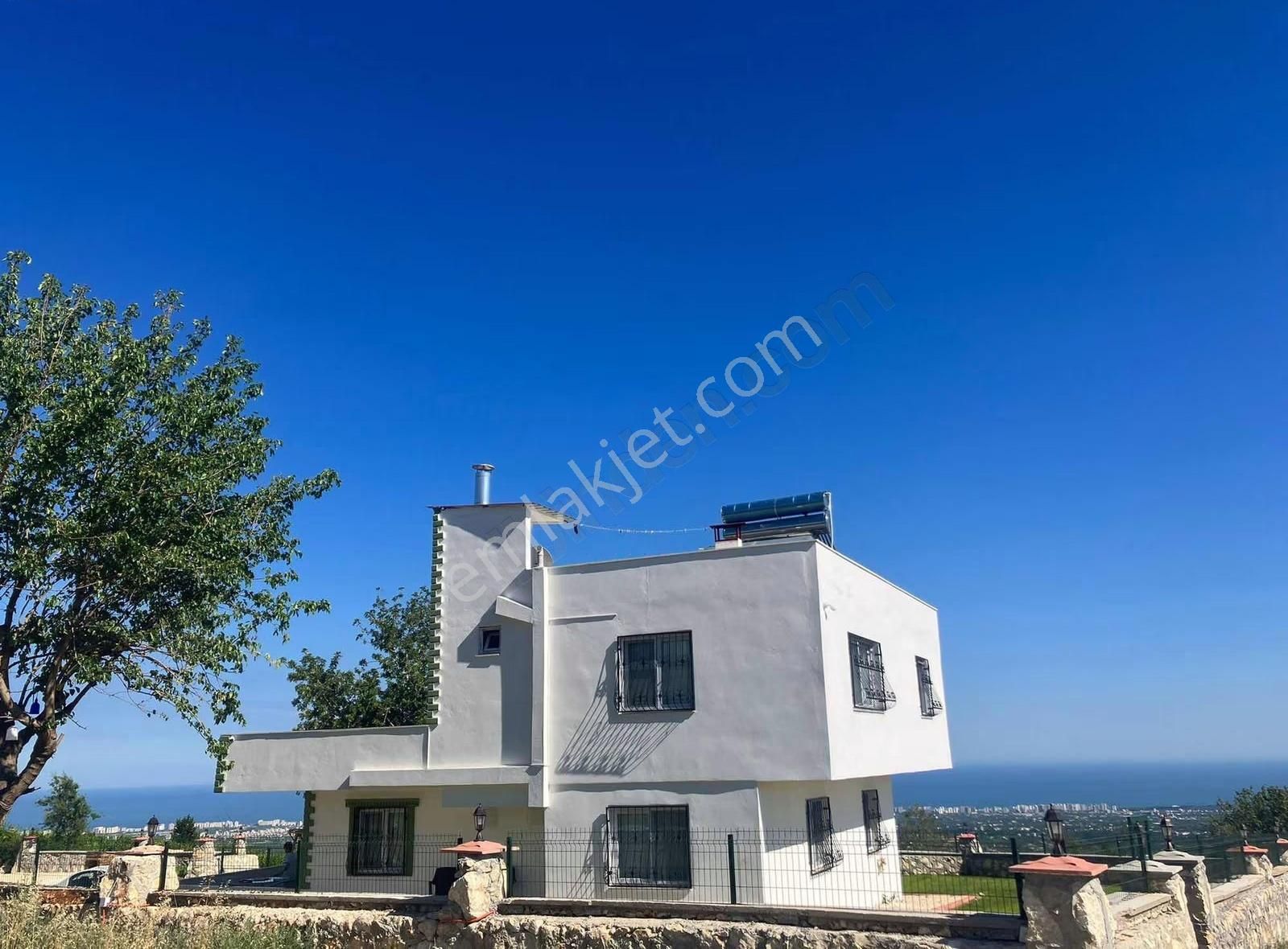 Onur'dan Erdemli İlemin'de Arsa İçerisinde Satılık Villa - Görsel 7