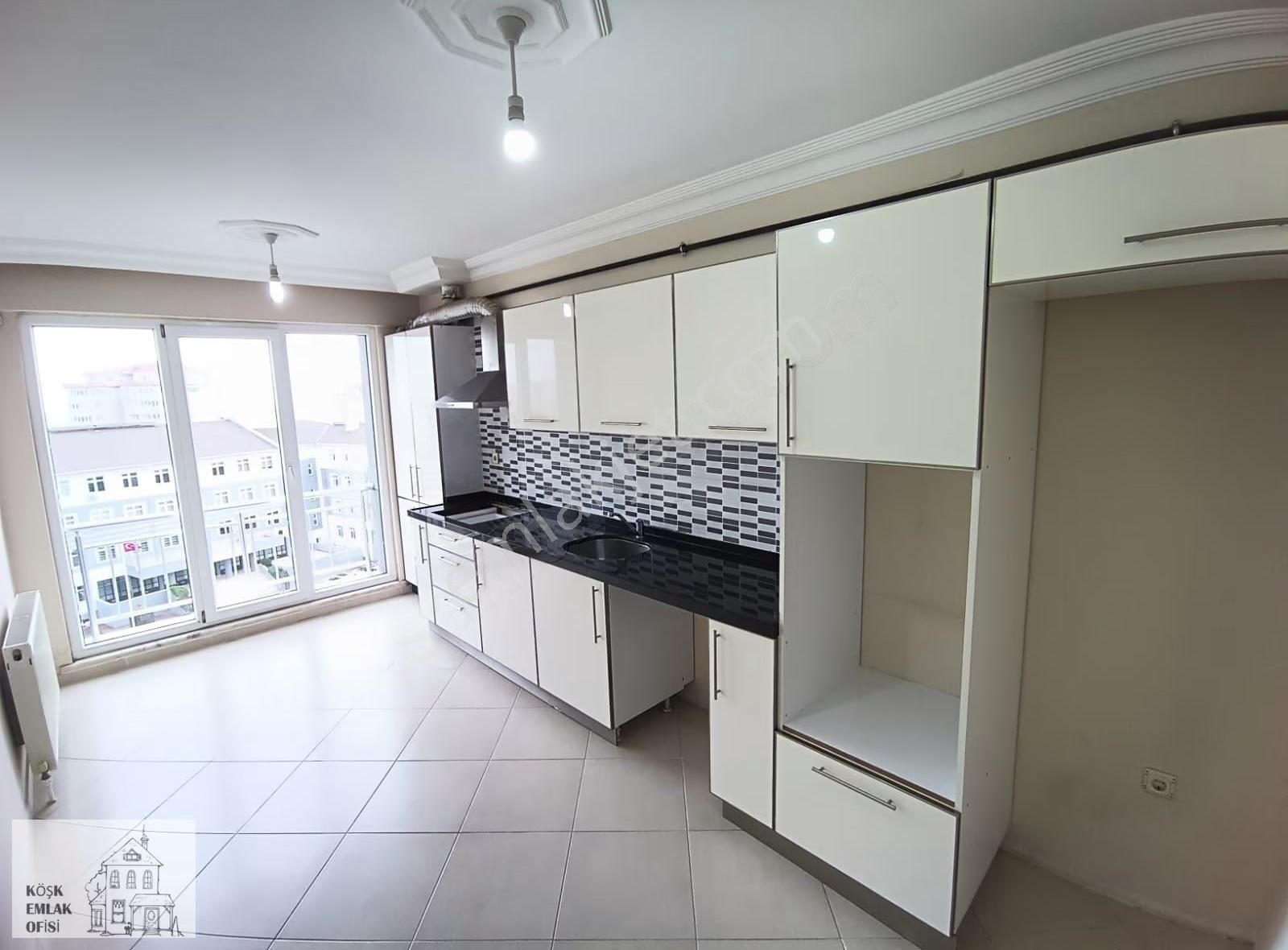 Beylikdüzü Marmara Mahallesi 3+1 Kiralık Daire - Görsel 25