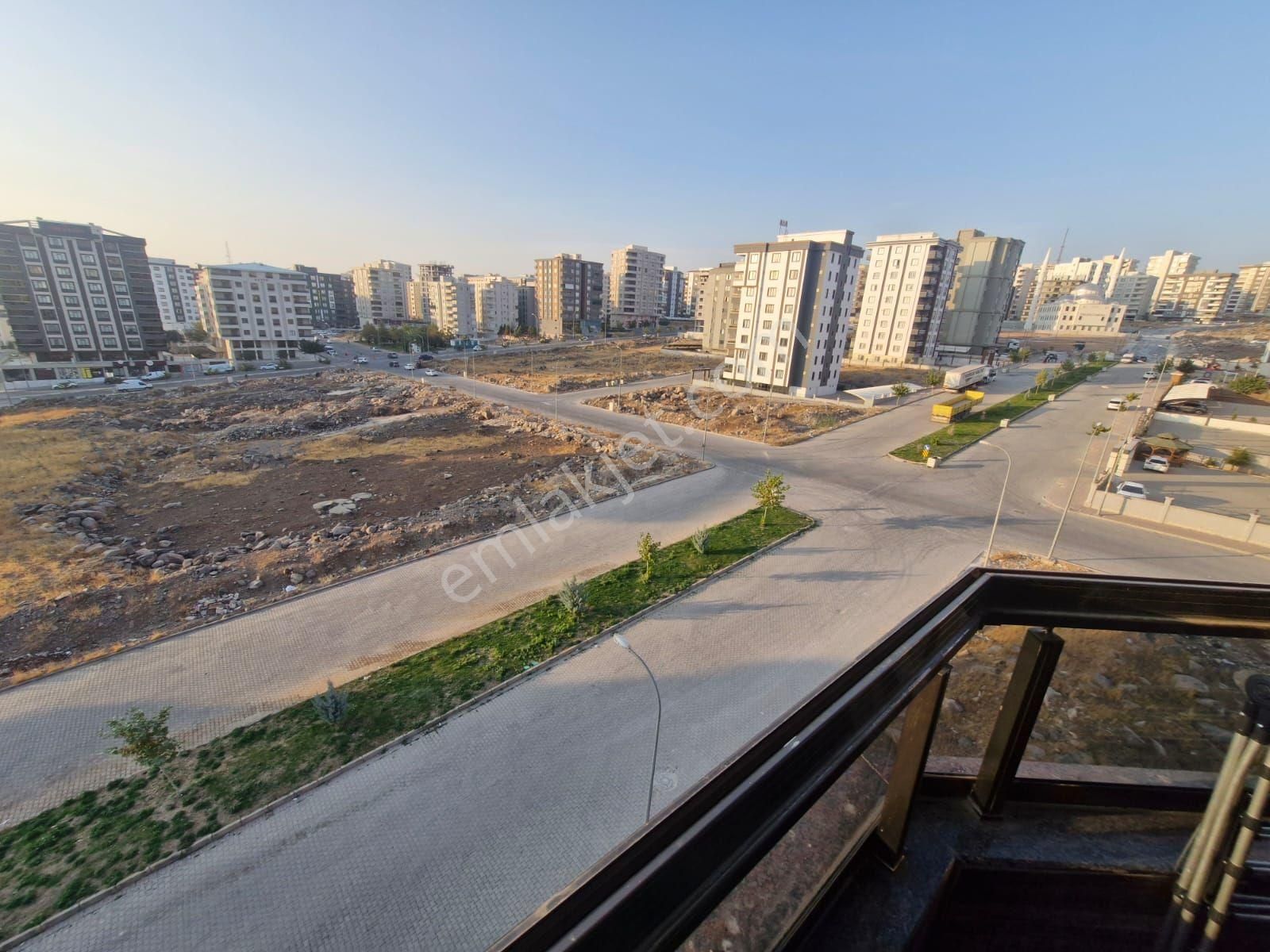 Yavuz Emlak Tan Satılık Daire Arakat Karaköprü Dogukent Mah 5 Oda - Görsel 4
