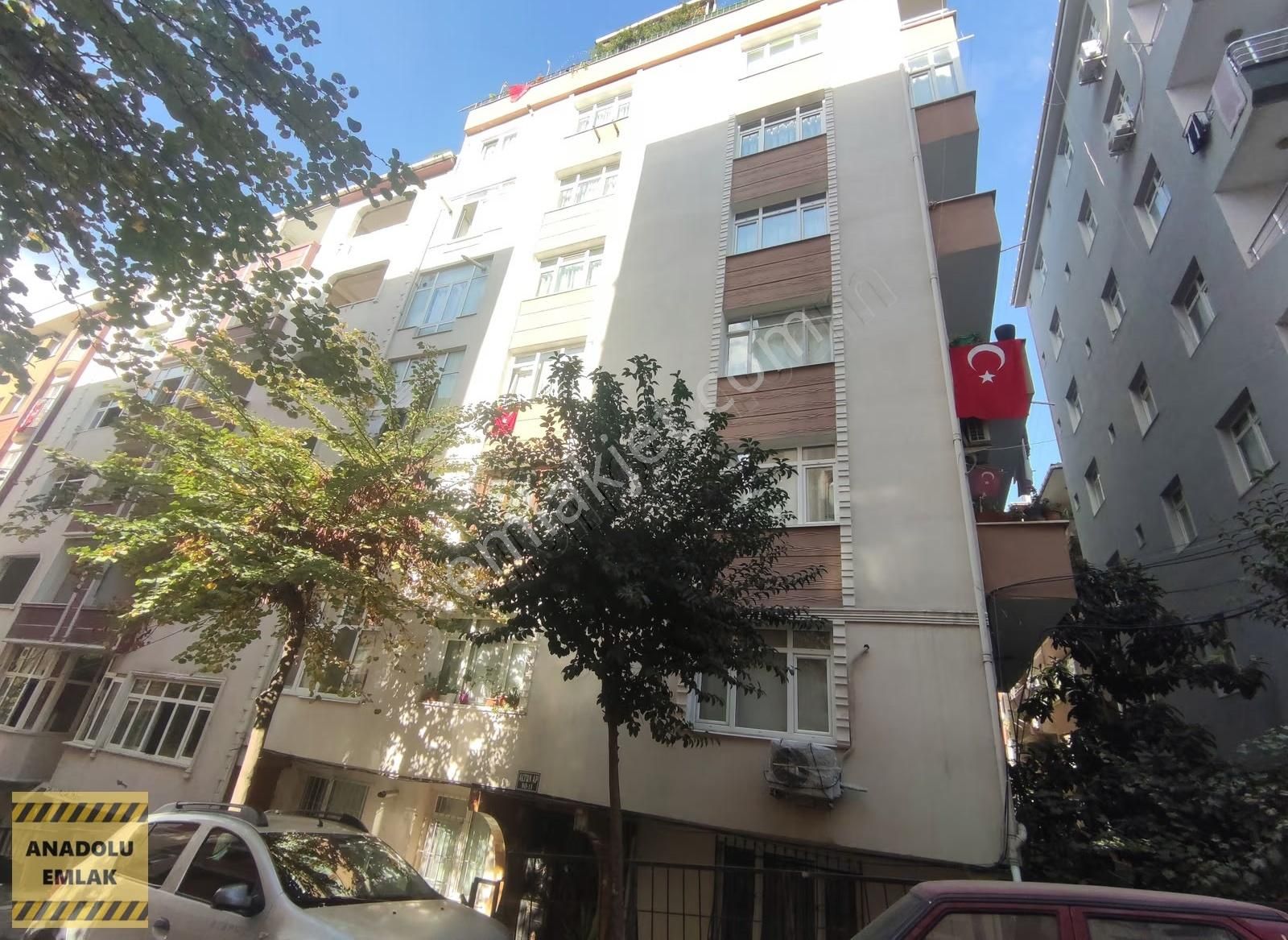 Soğanlı Çarşamba Pazarına Yakın Satılık 2+1 Asansörlü Daire