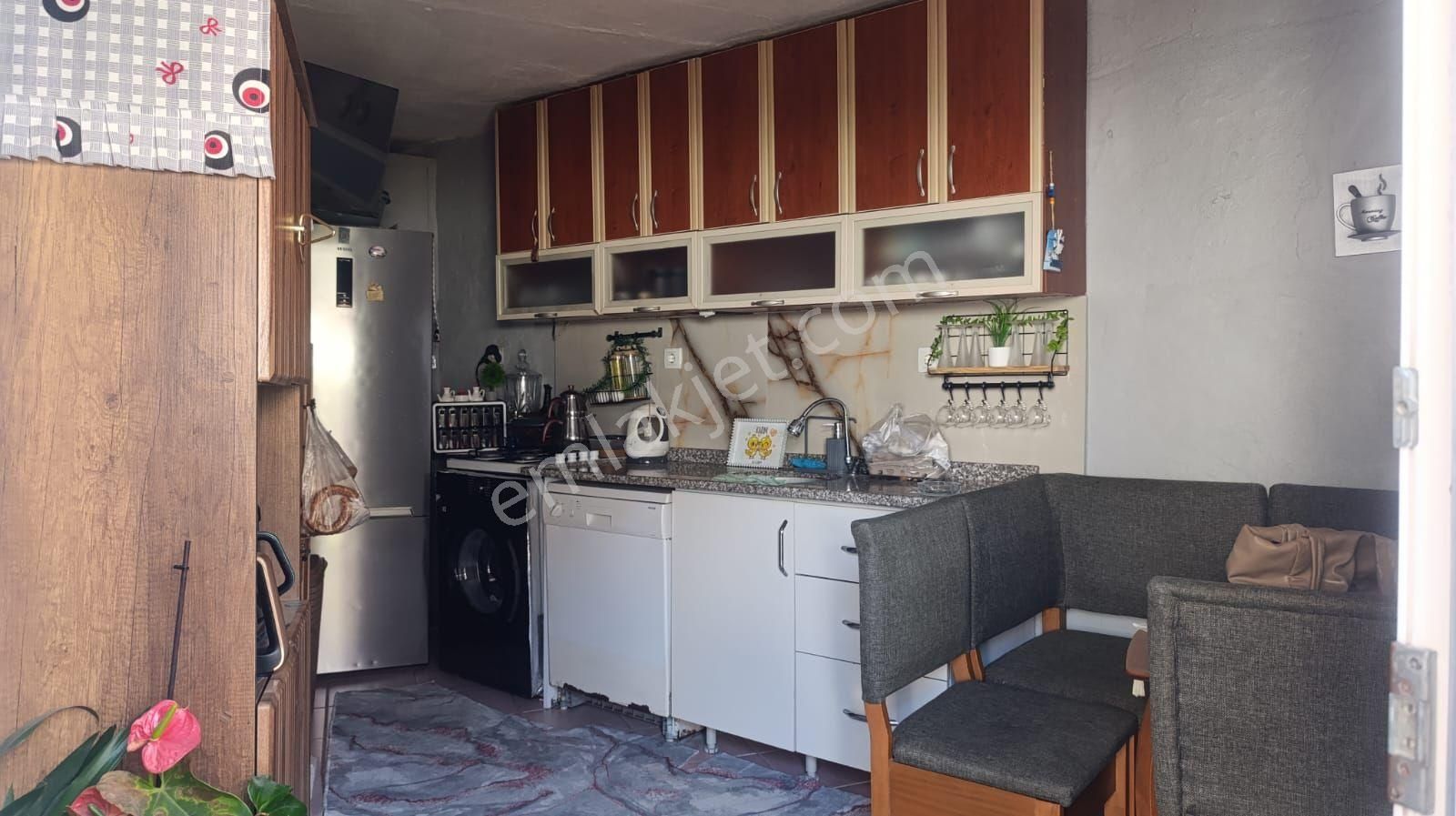 Bergama İnkilap Mah Şehir Merkezinde Satılık 2 Adet Müstakil Ev - Görsel 9