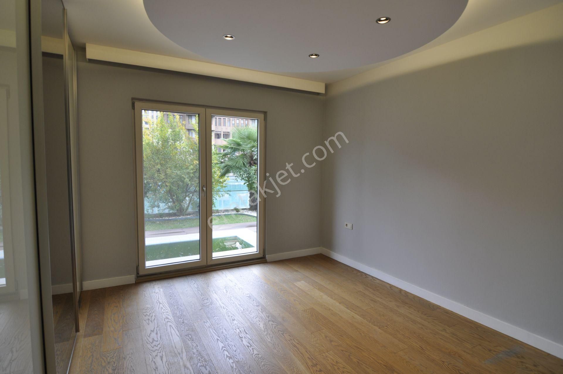 Pyramıd'den Bosphorus City 1.sıra Bahçe-havuzlu 4+1 Yalı Dairesi - Görsel 19