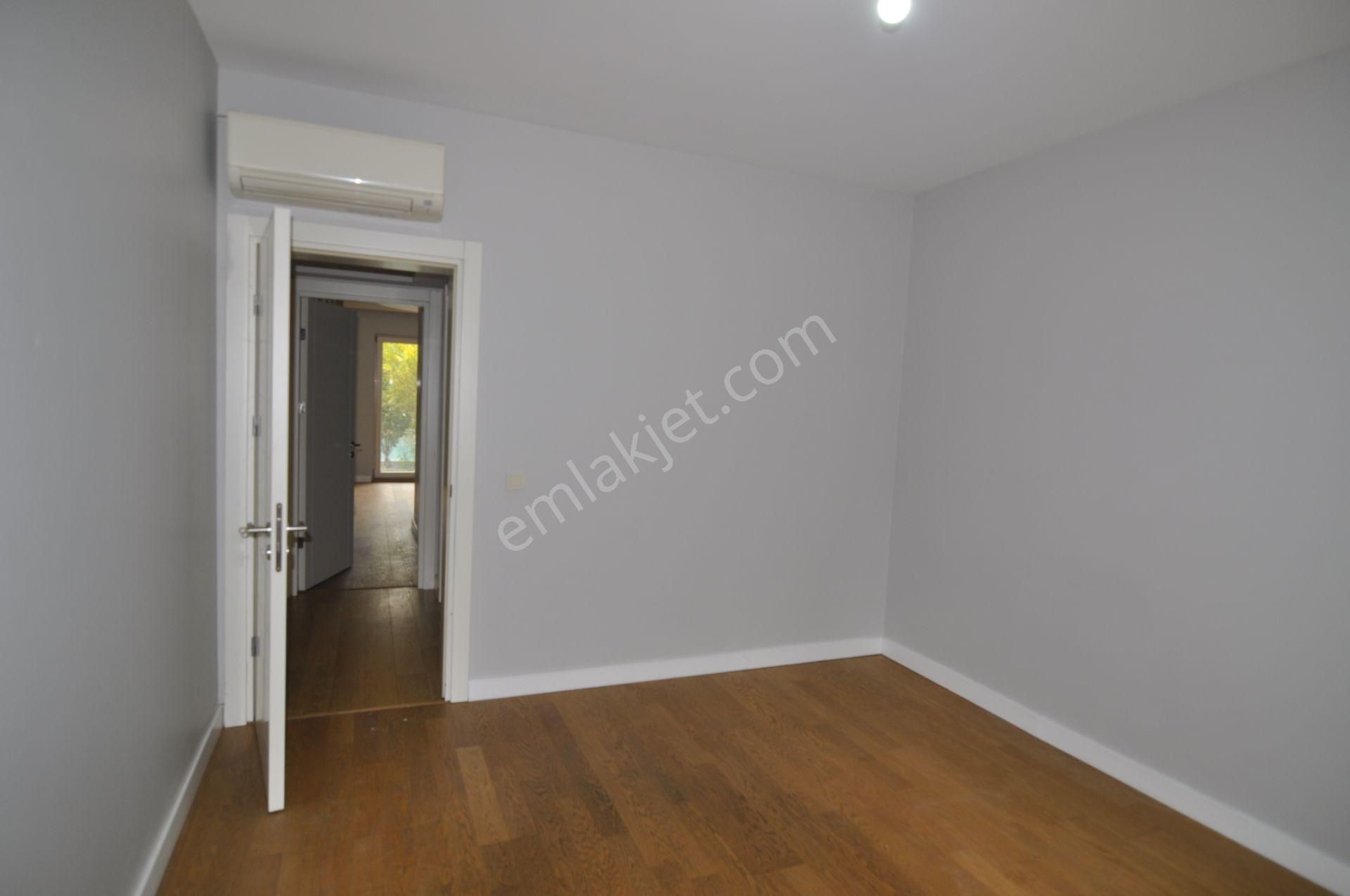 Pyramıd'den Bosphorus City 1.sıra Bahçe-havuzlu 4+1 Yalı Dairesi - Görsel 20