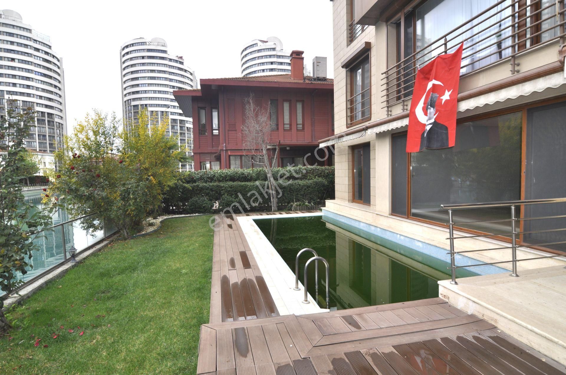 Pyramıd'den Bosphorus City 1.sıra Bahçe-havuzlu 4+1 Yalı Dairesi - Görsel 2