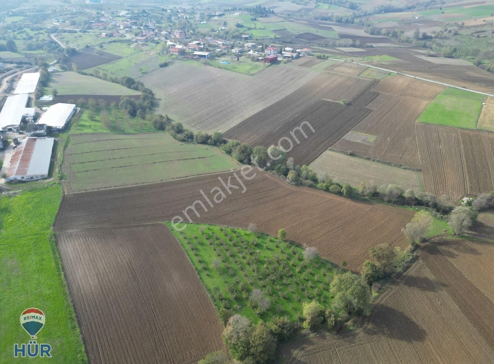 Remax Ayfer Sever'den Satılık Kaynarca Taşoluk 3865 M2 - Görsel 11