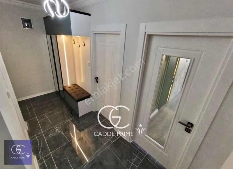 Cadde'den Otoparklı Doğalgazlı Modern Tasarım Ön Cephe Satılık - Görsel 22