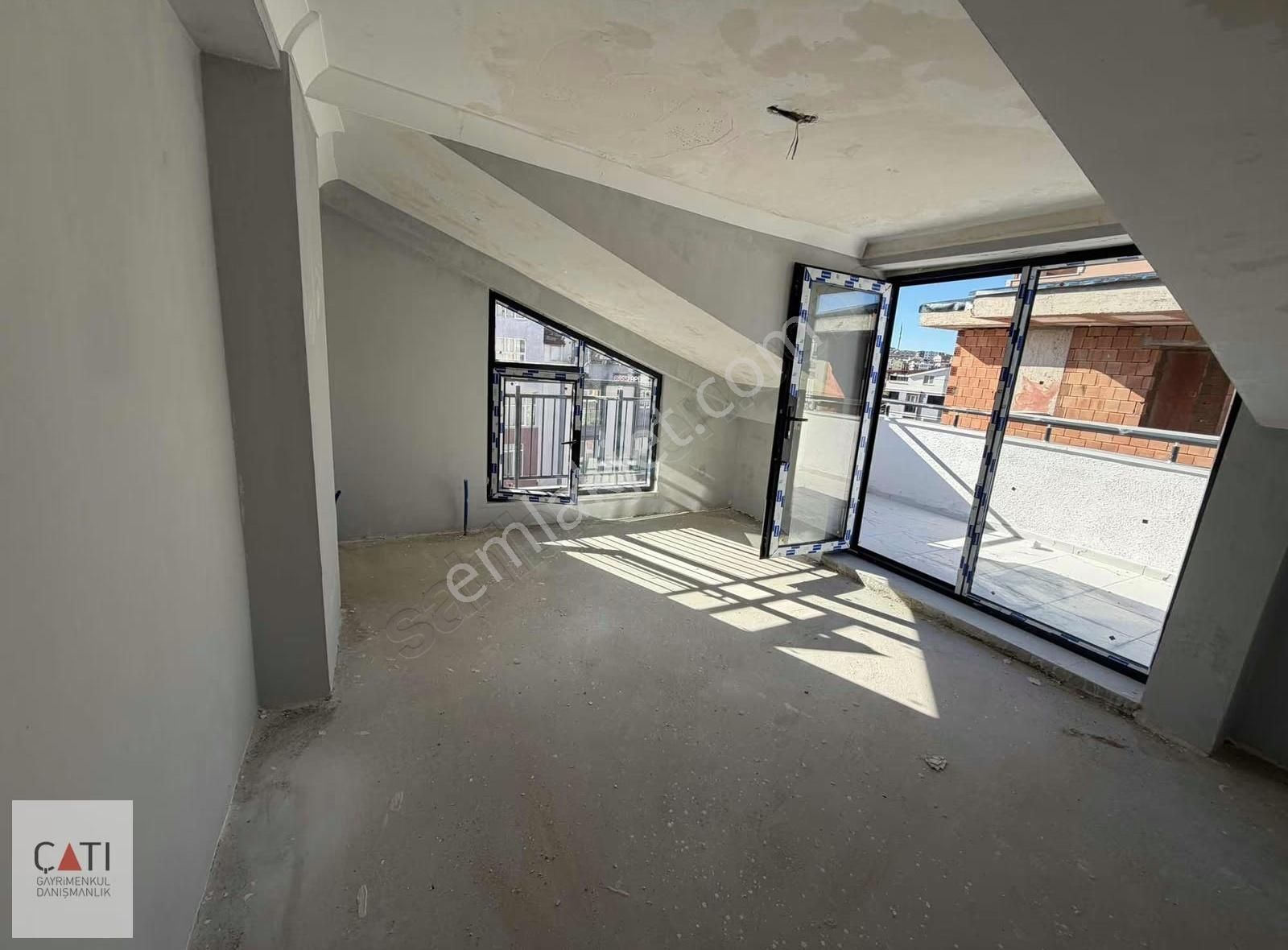 Sırasöğütler'de 4+1 Geniş Teraslı Satılık Dubleks Daire - Görsel 3