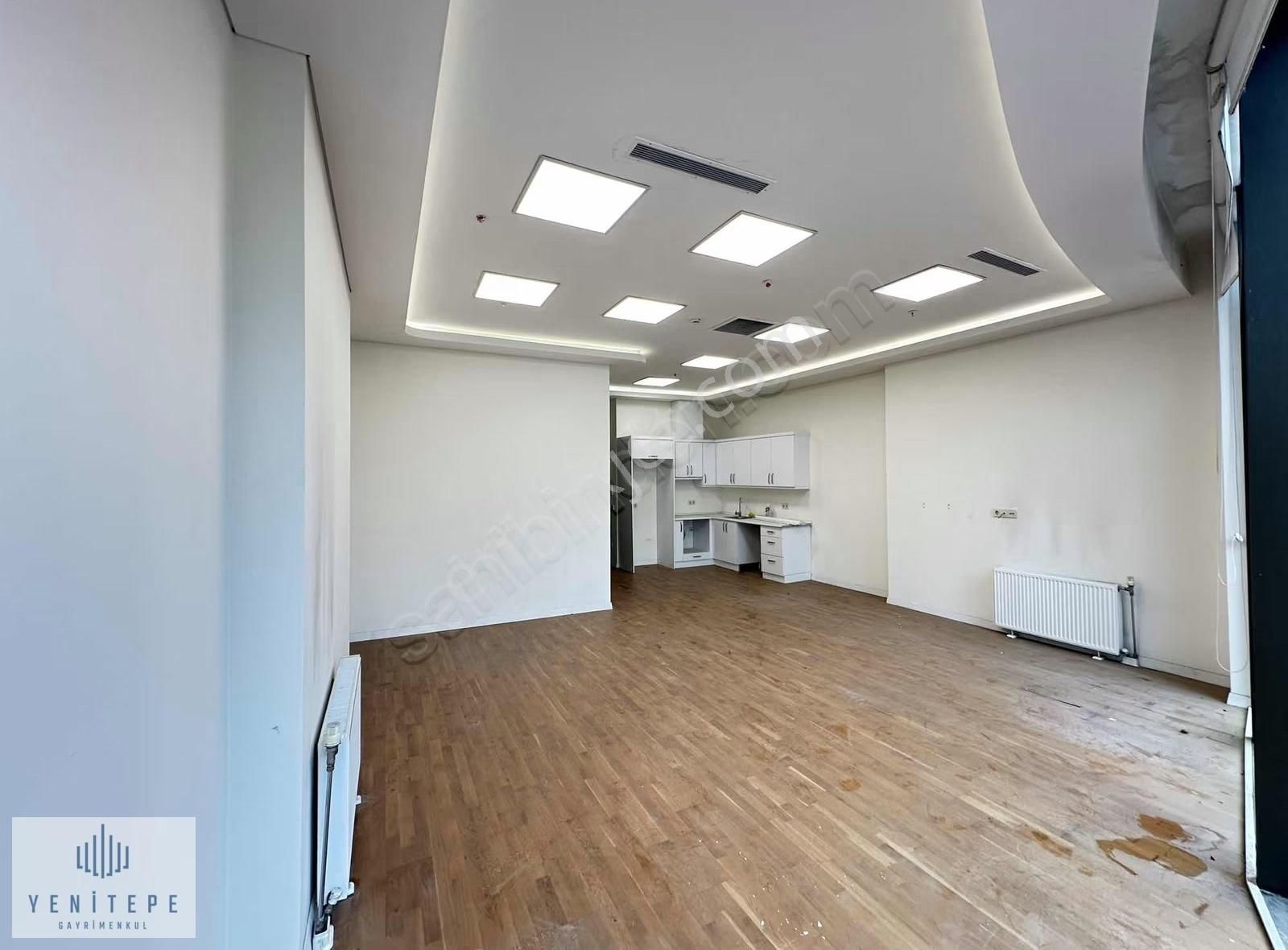 Yenitepe Gayrimenkul'den Geniş Teraslı Ön Kullanımlı Dükkan - Görsel 12