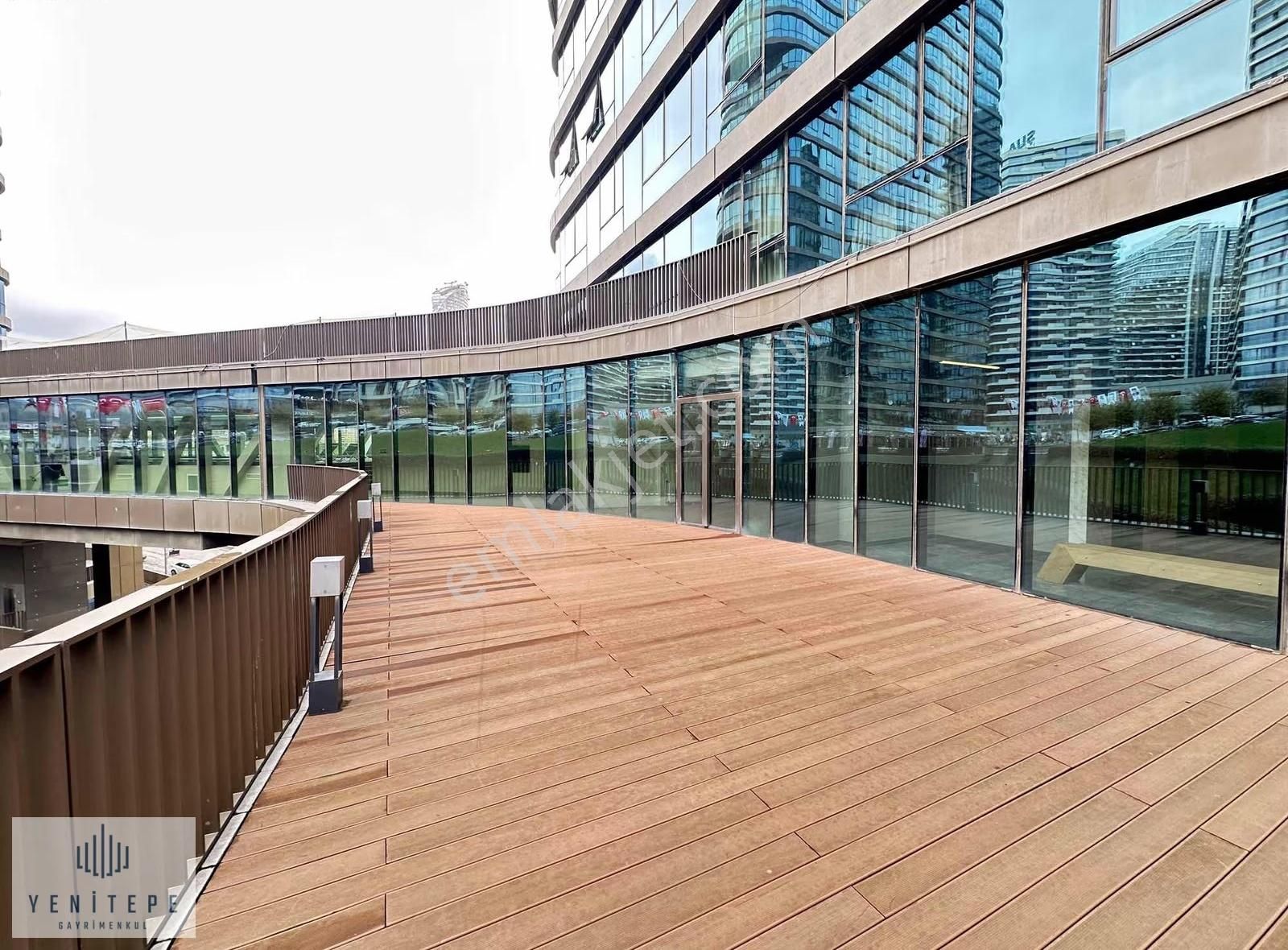 Yenitepe Gayrimenkul'den Geniş Teraslı Ön Kullanımlı Dükkan - Görsel 13