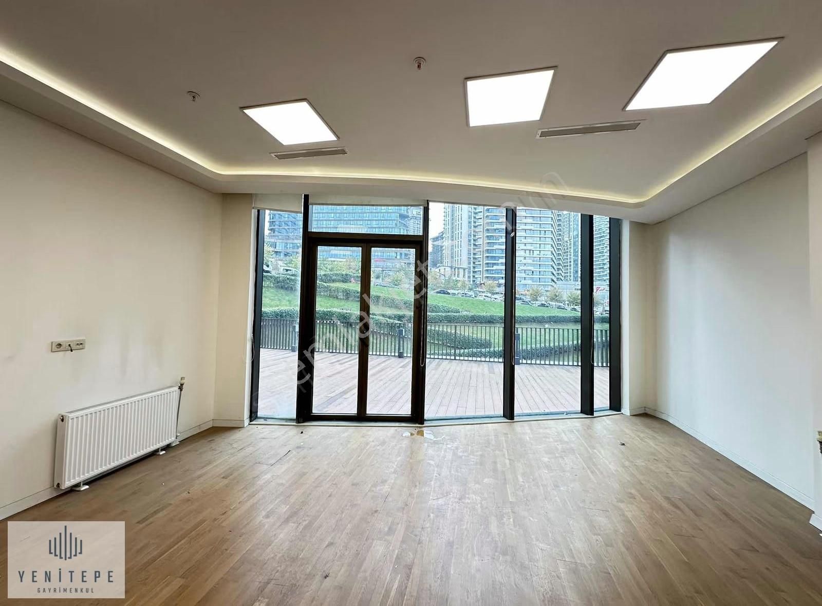 Yenitepe Gayrimenkul'den Geniş Teraslı Ön Kullanımlı Dükkan - Görsel 16