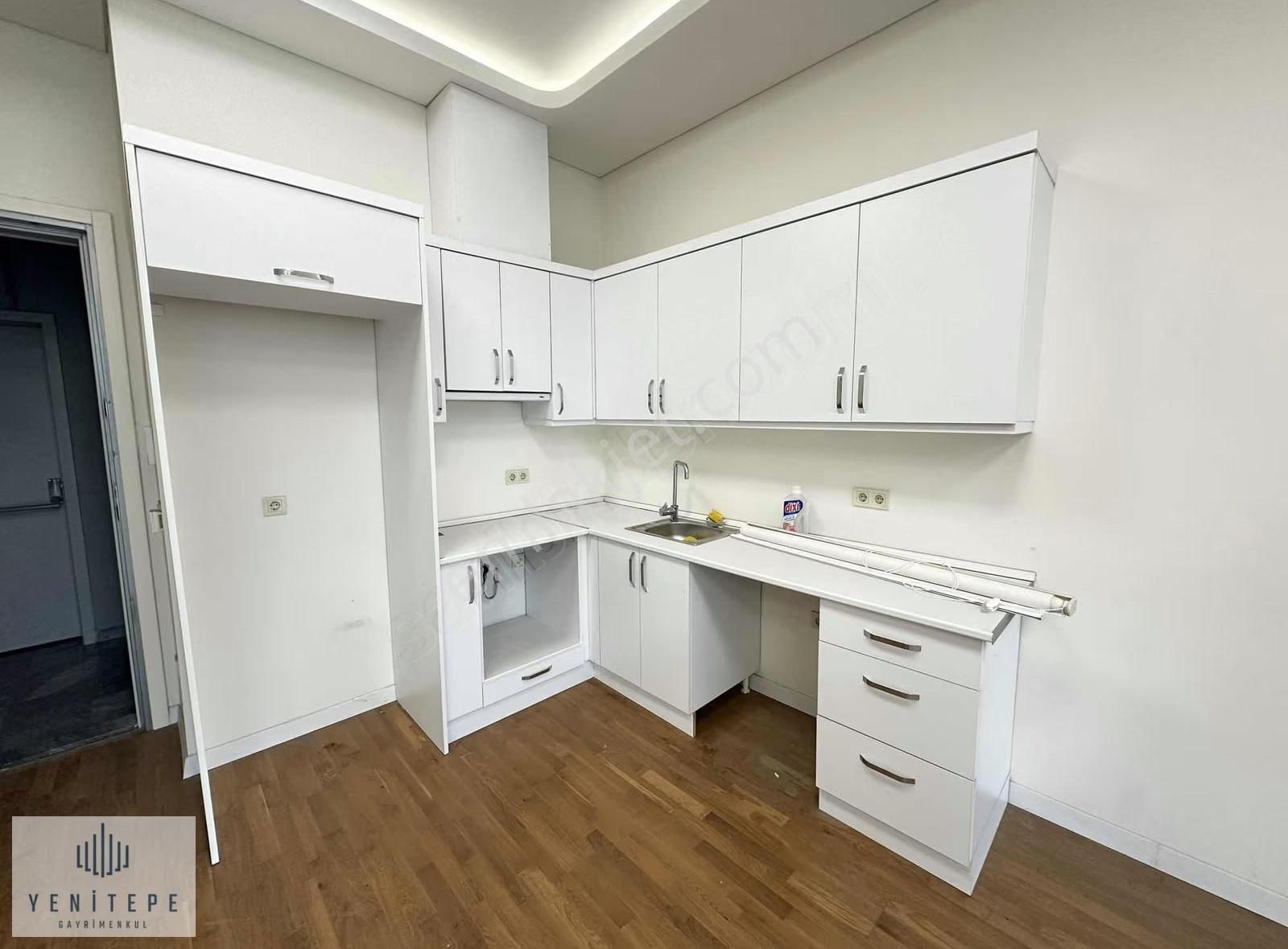 Yenitepe Gayrimenkul'den Geniş Teraslı Ön Kullanımlı Dükkan - Görsel 6